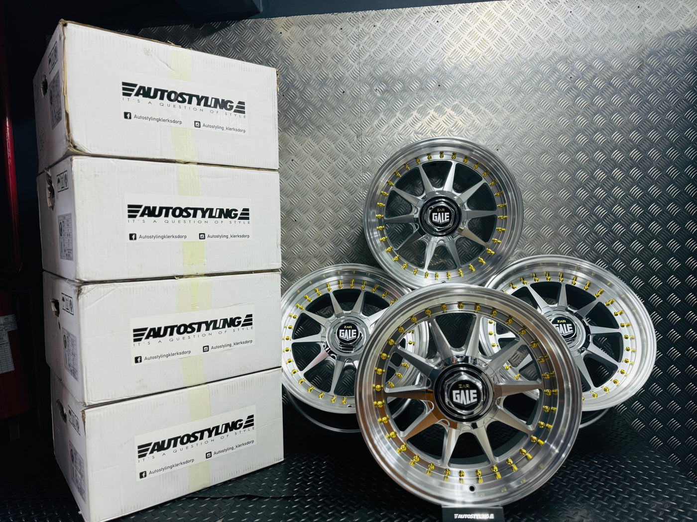 17'' GALE  4/100 4/114 SILVER