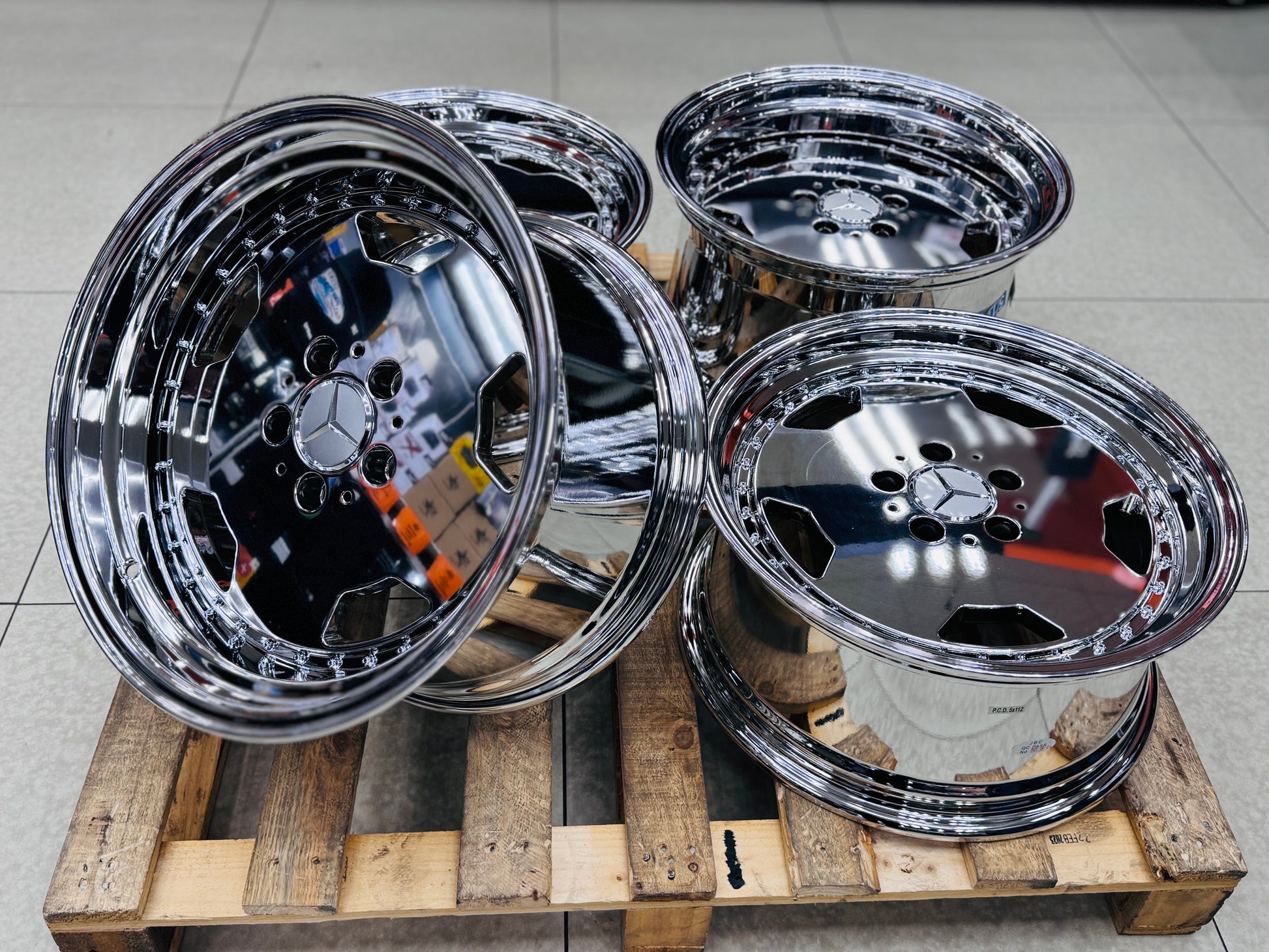 18 ” PERFORMA CHROME 5x112