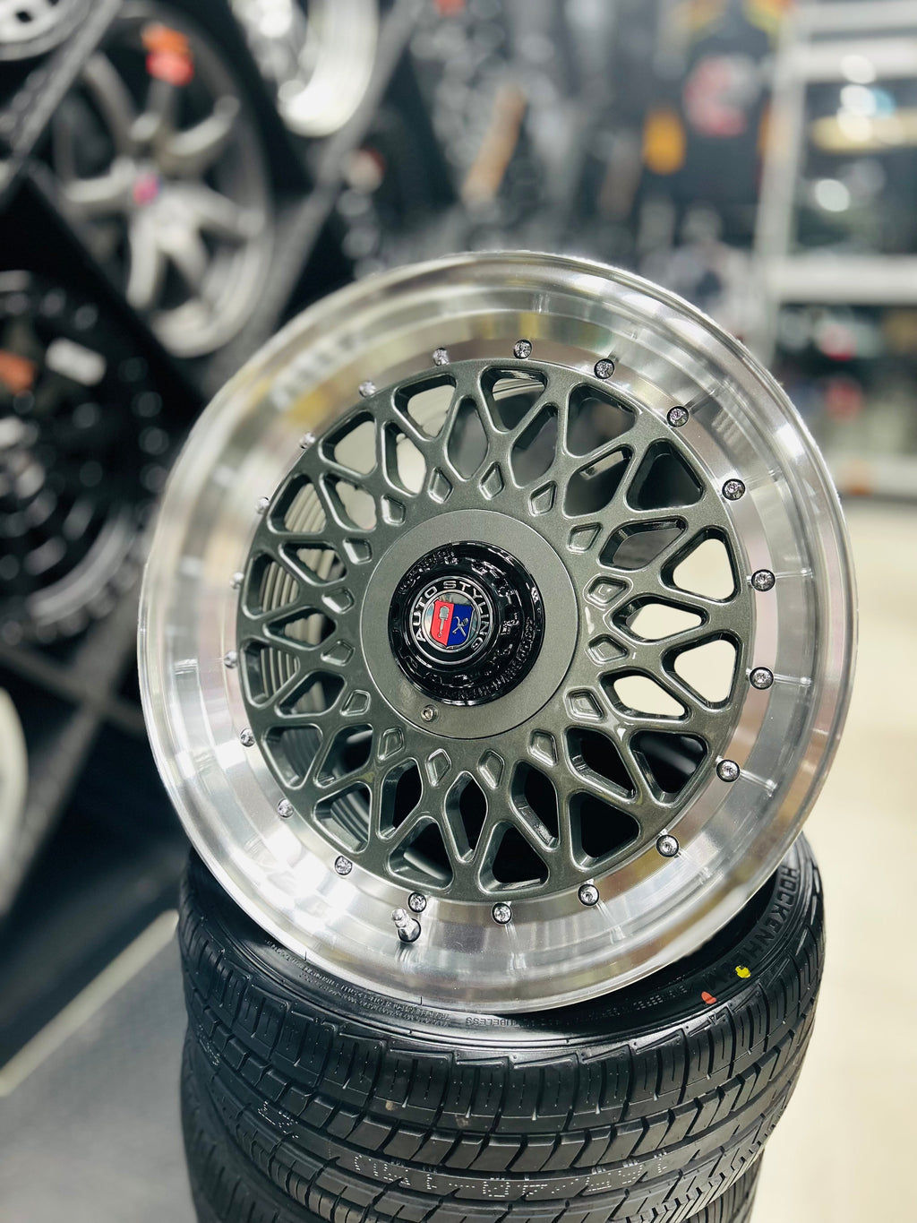 17'' AS-P- MESH 4/100 4/108 GUNMETAL WHEELS