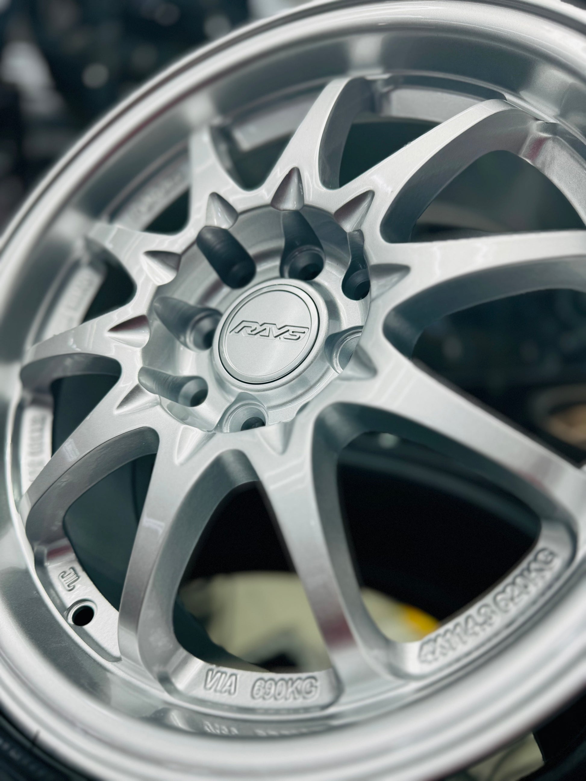 15” As-28 4/100 & 4/114 PCD MATT SILVER