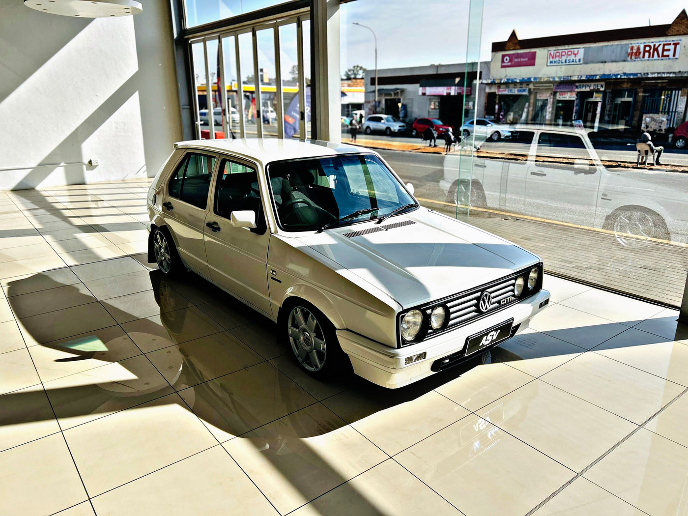 2005  VELOCITI 1.4i