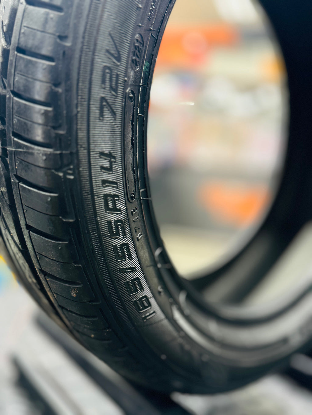 165/55/14 DUNLOP  tyres