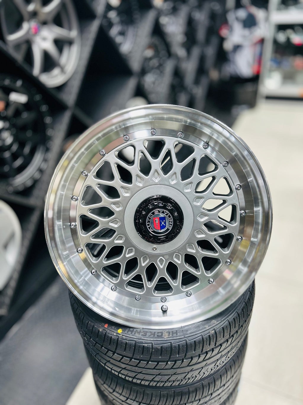 17'' AS-P-MESH M7690 4/100 4/114 SILVER WHEELS