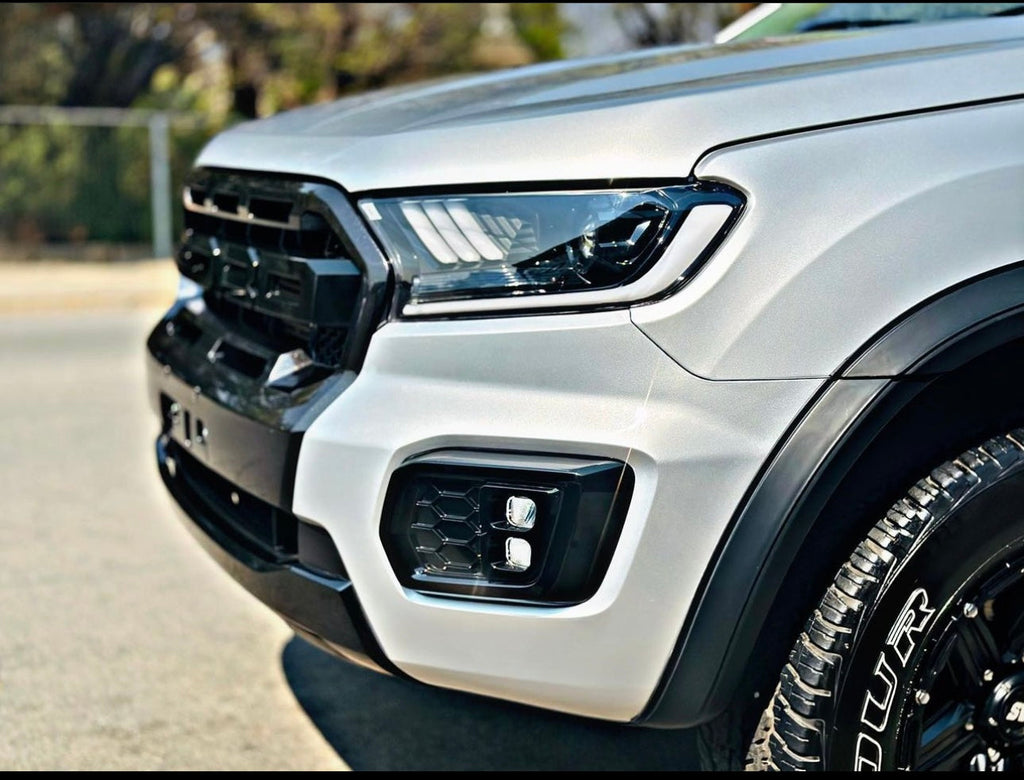 RANGER FX4 style MATT BLACK SLIM WHEEL ARCHES with reflector