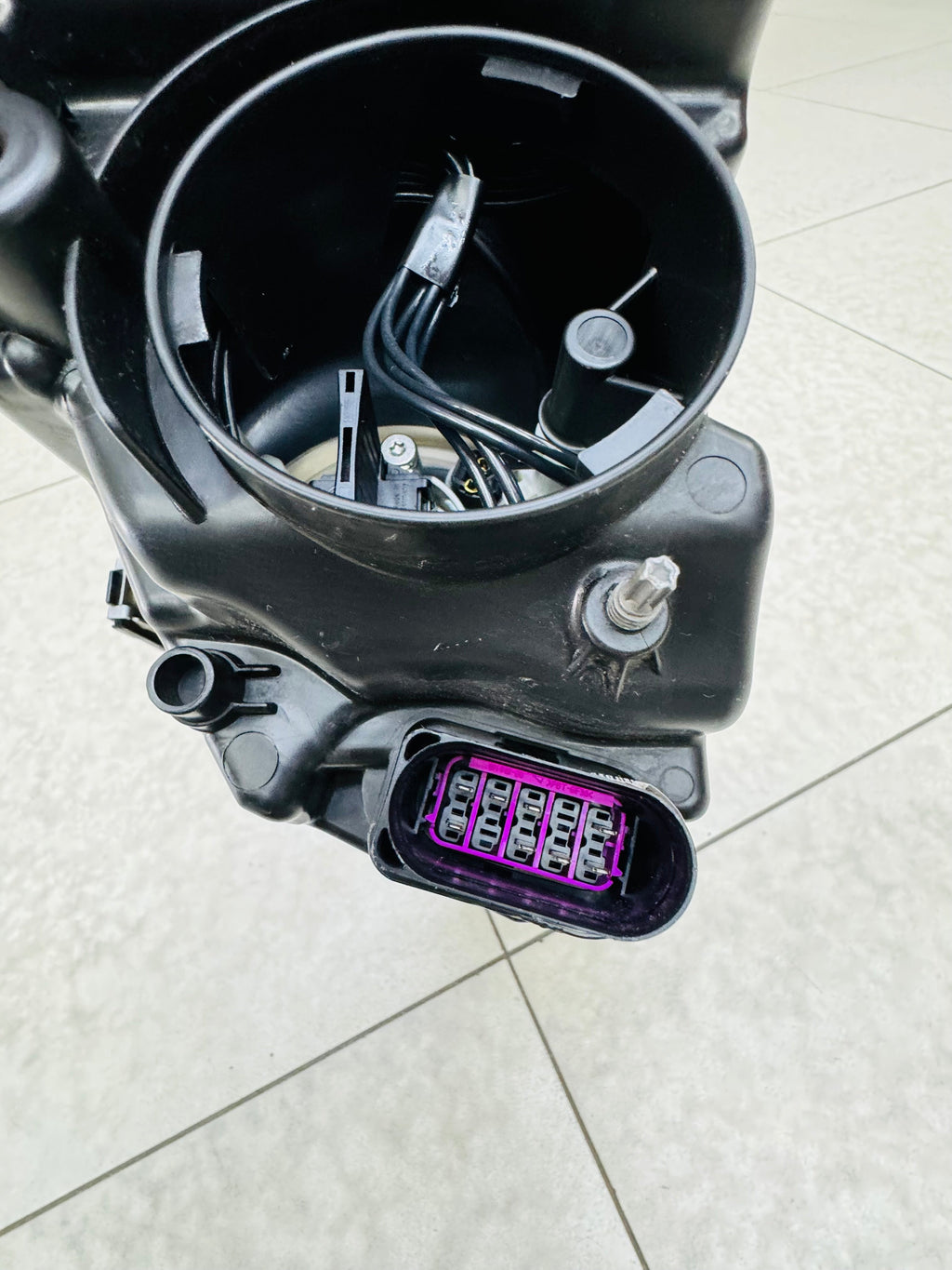 VW POLO 6 OEM PREOWNED headlights