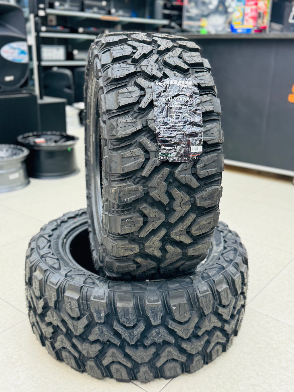 RADAR RENEGADE-X MUD TERRAIN 33”x12.5 R22