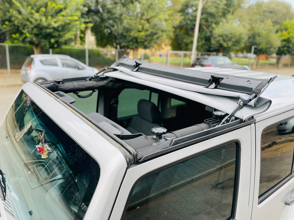 JEEP WRANGLER Half Soft Top Sunroof - 07-18 Wrangler JK ( USED ) 6months old