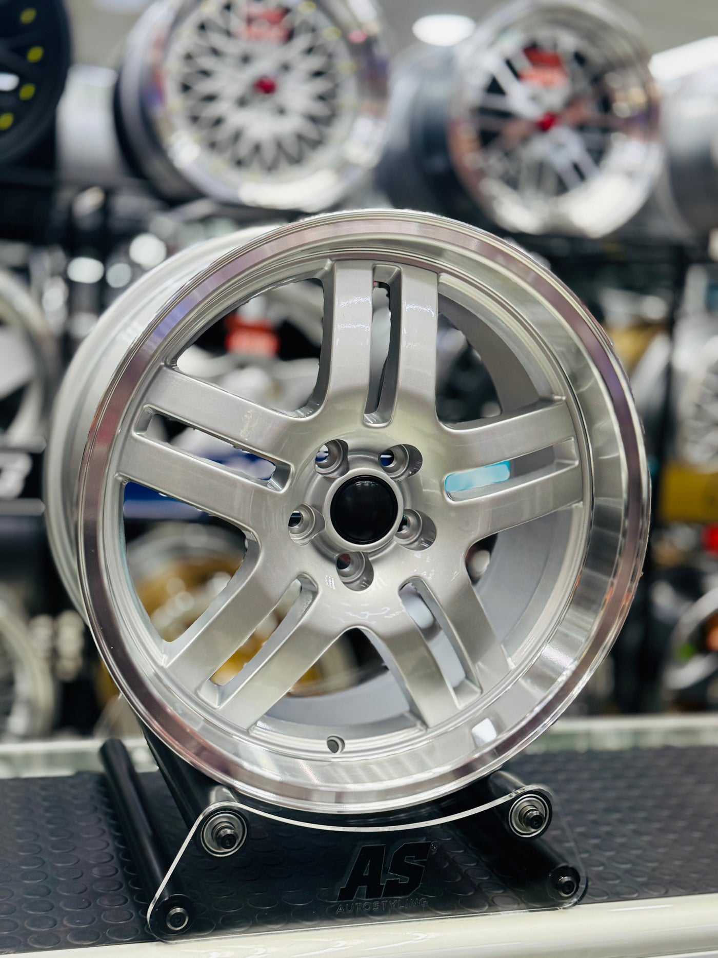 17" AS- TDI STEP  5/100 SILVER WHEELS