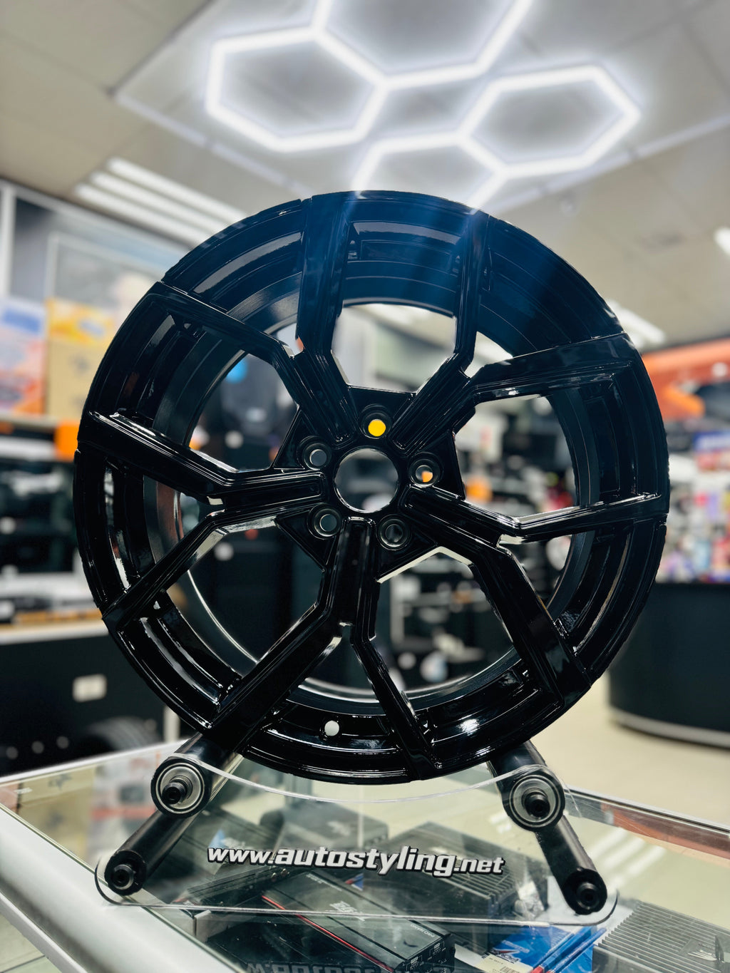 17” AS GTI POLO NEW GLOSS BLACK