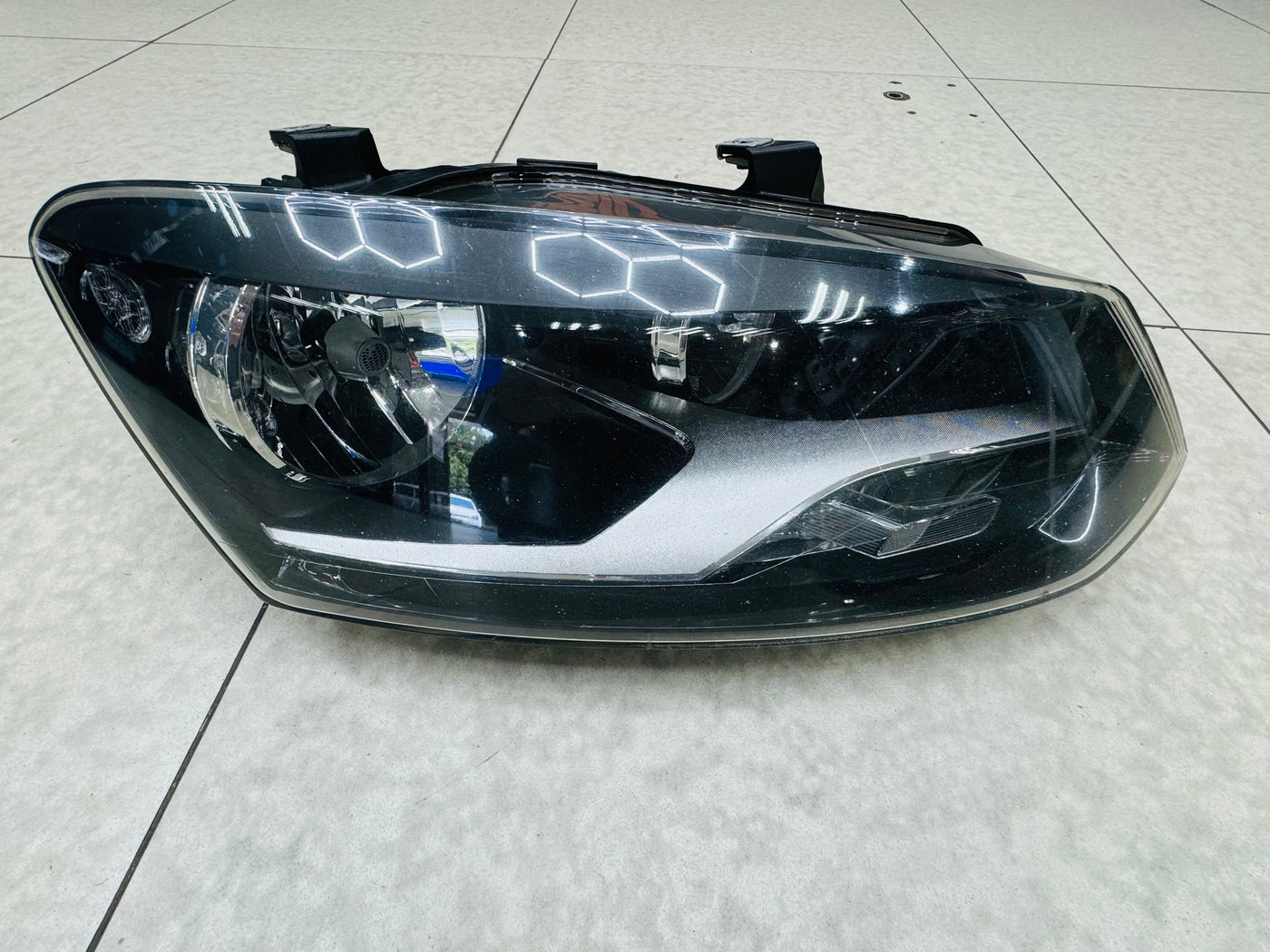 VW POLO 6 OEM PREOWNED headlights