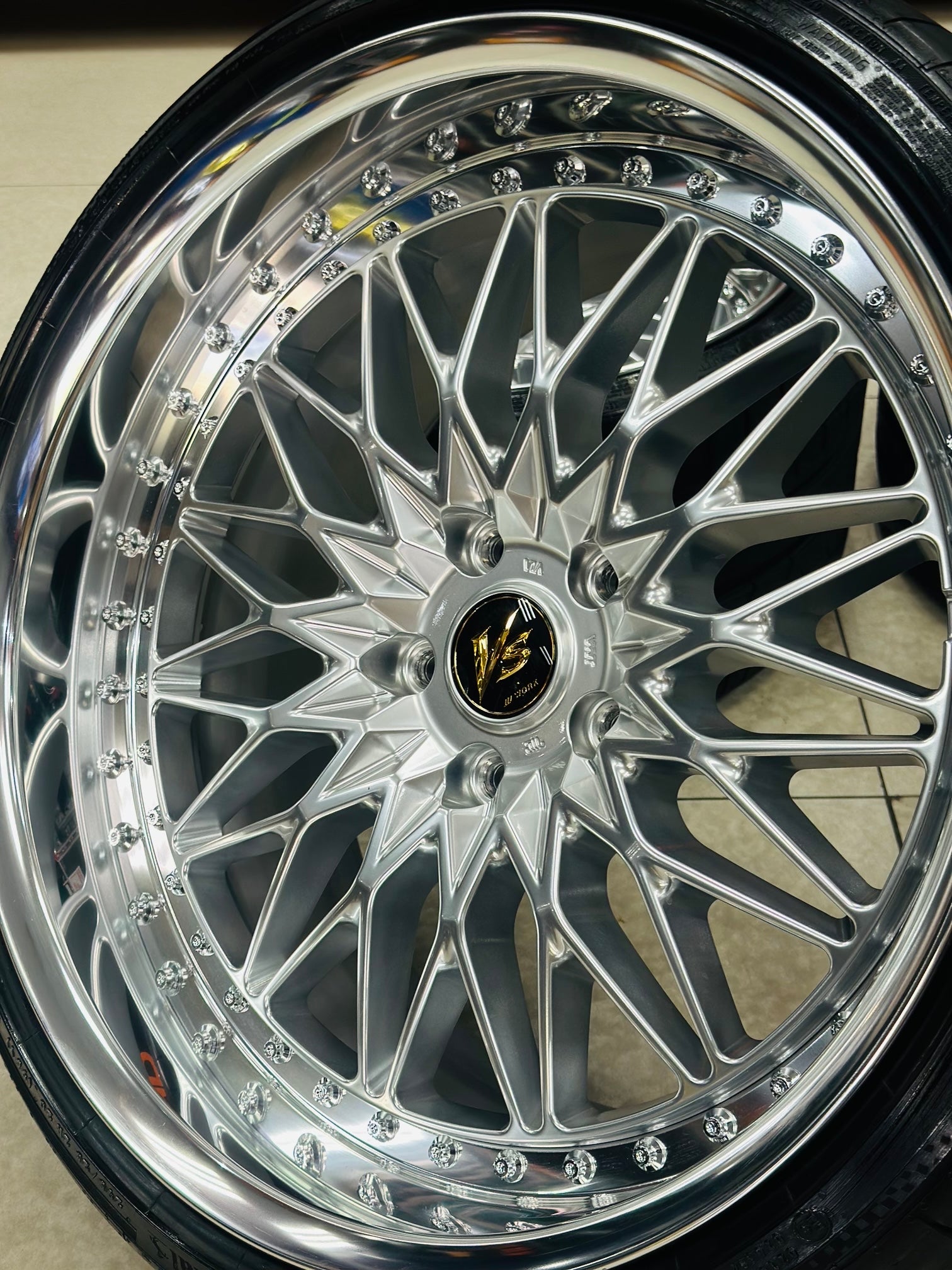 20” WORK VSXV 3pce split wheels 5/120
