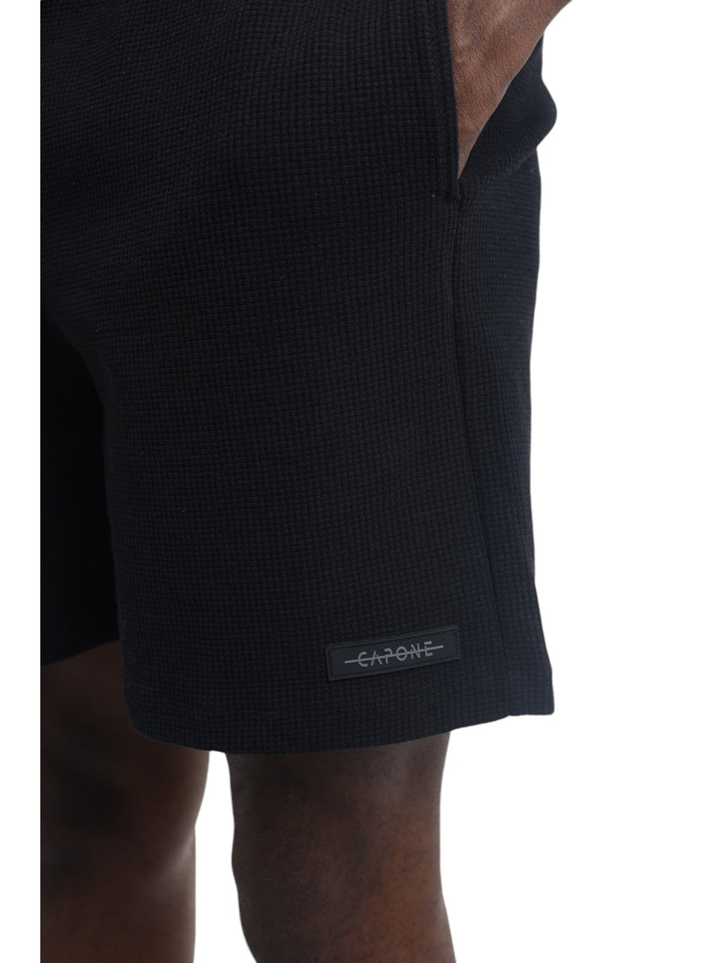 Capone Shorts Textured Basic Black