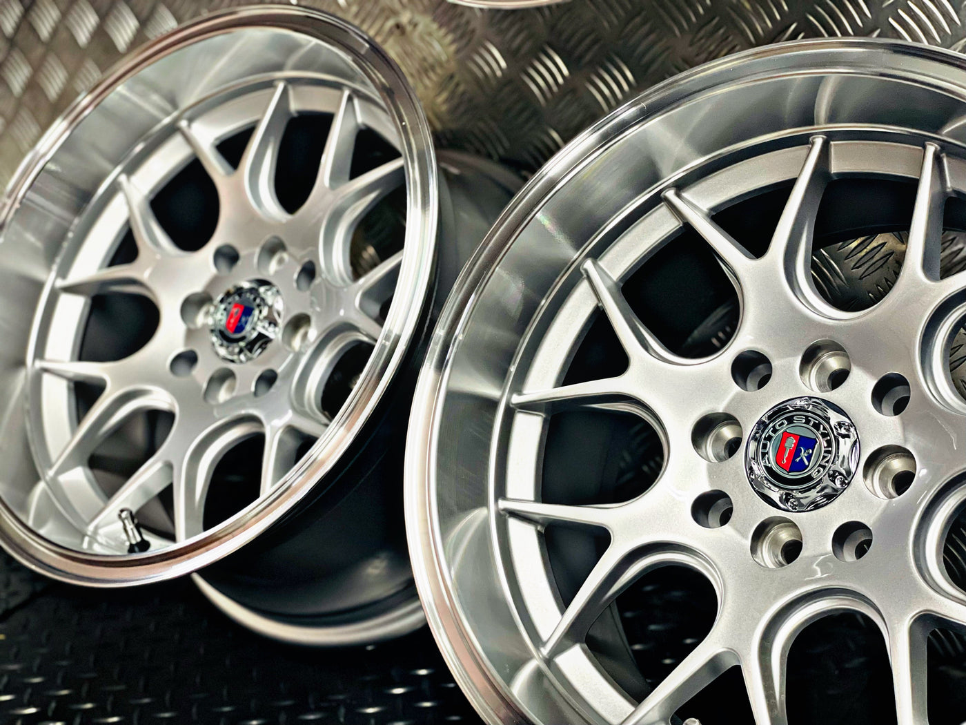 15” AS- 7646 4/100 4/114 silver wheels