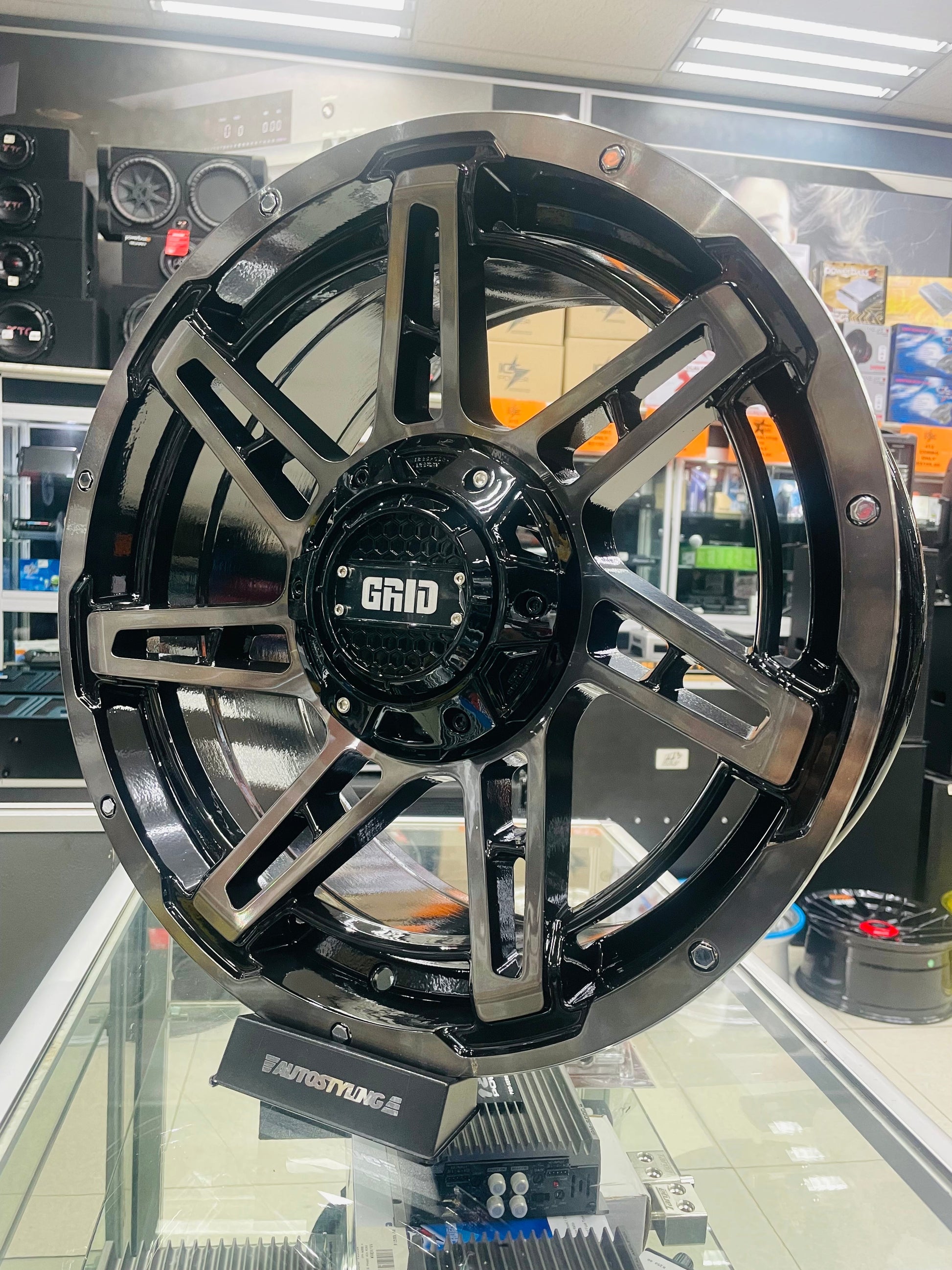 17” AS- -GRID 4x4 rims  6/139 8j et0