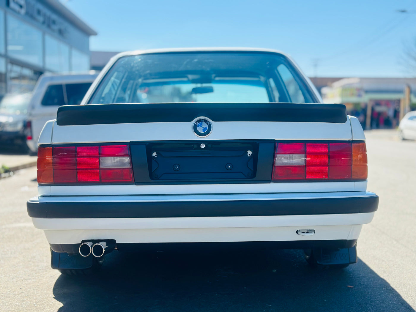BM E30 M5 BOOT SPOILER