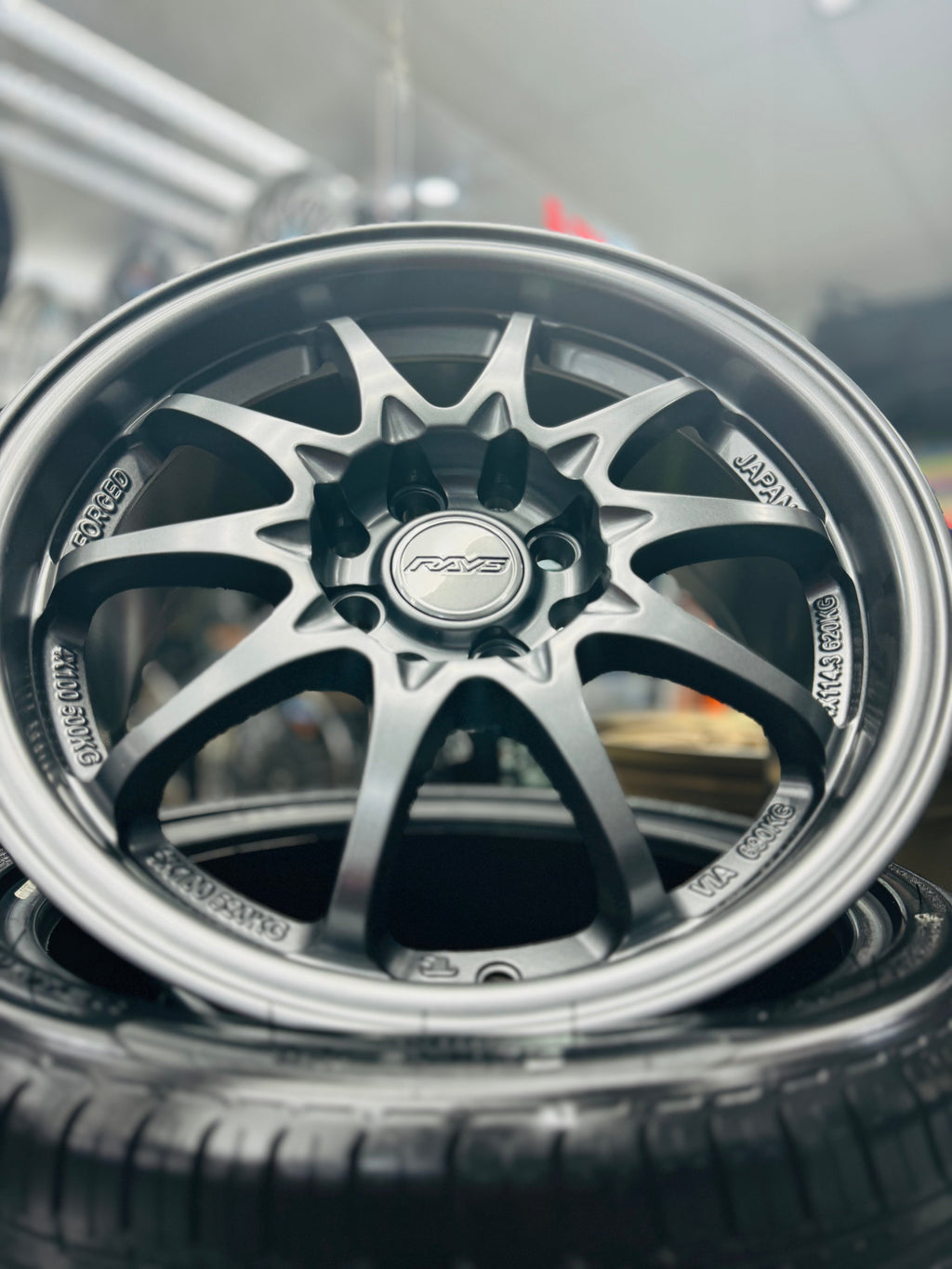 15” As-28 MATT GREY