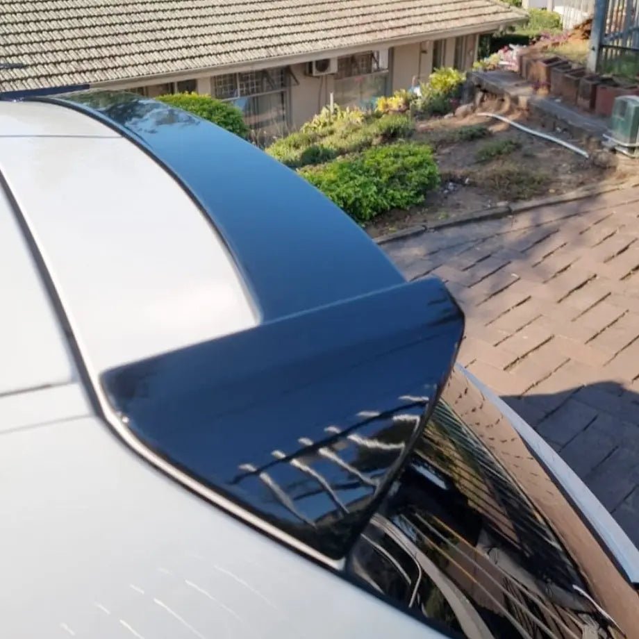 BM E87 1-Series Gloss Black 3D Style Roof Spoiler