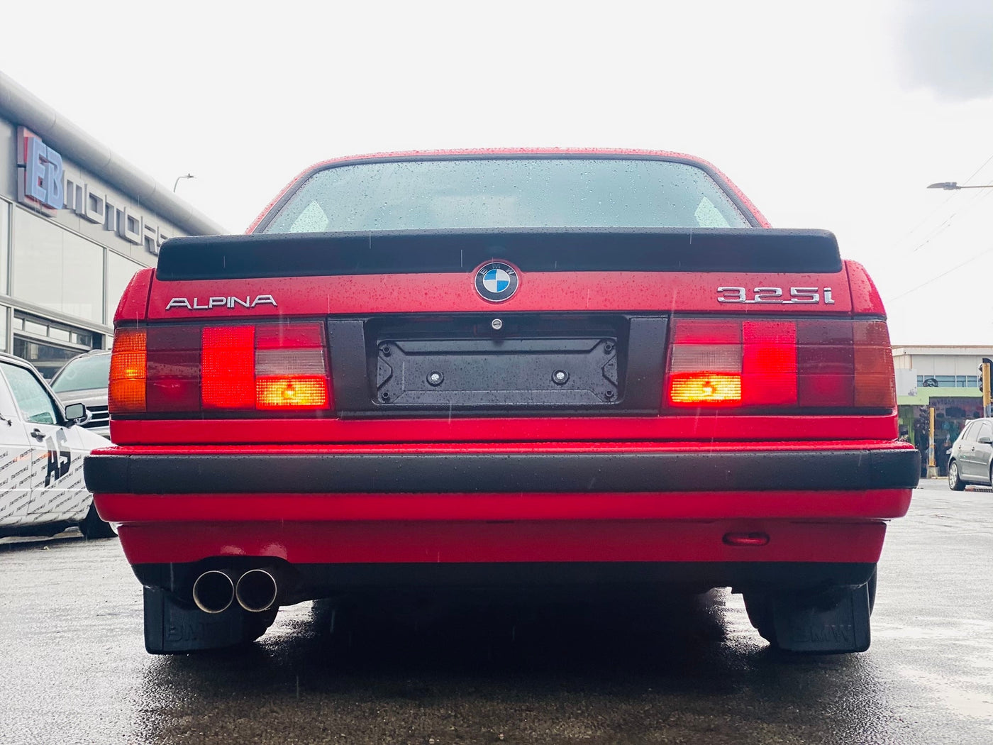 BM E30 M5 BOOT SPOILER