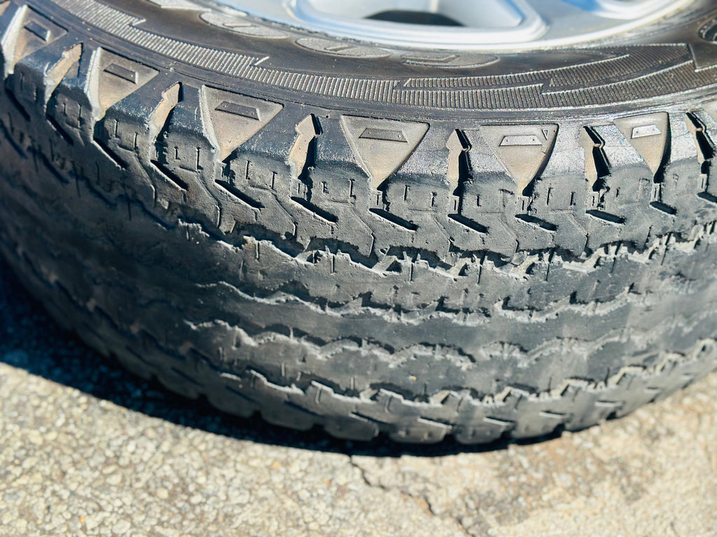 FORD RANGER OEM XLT  USED RIMS & TYRES