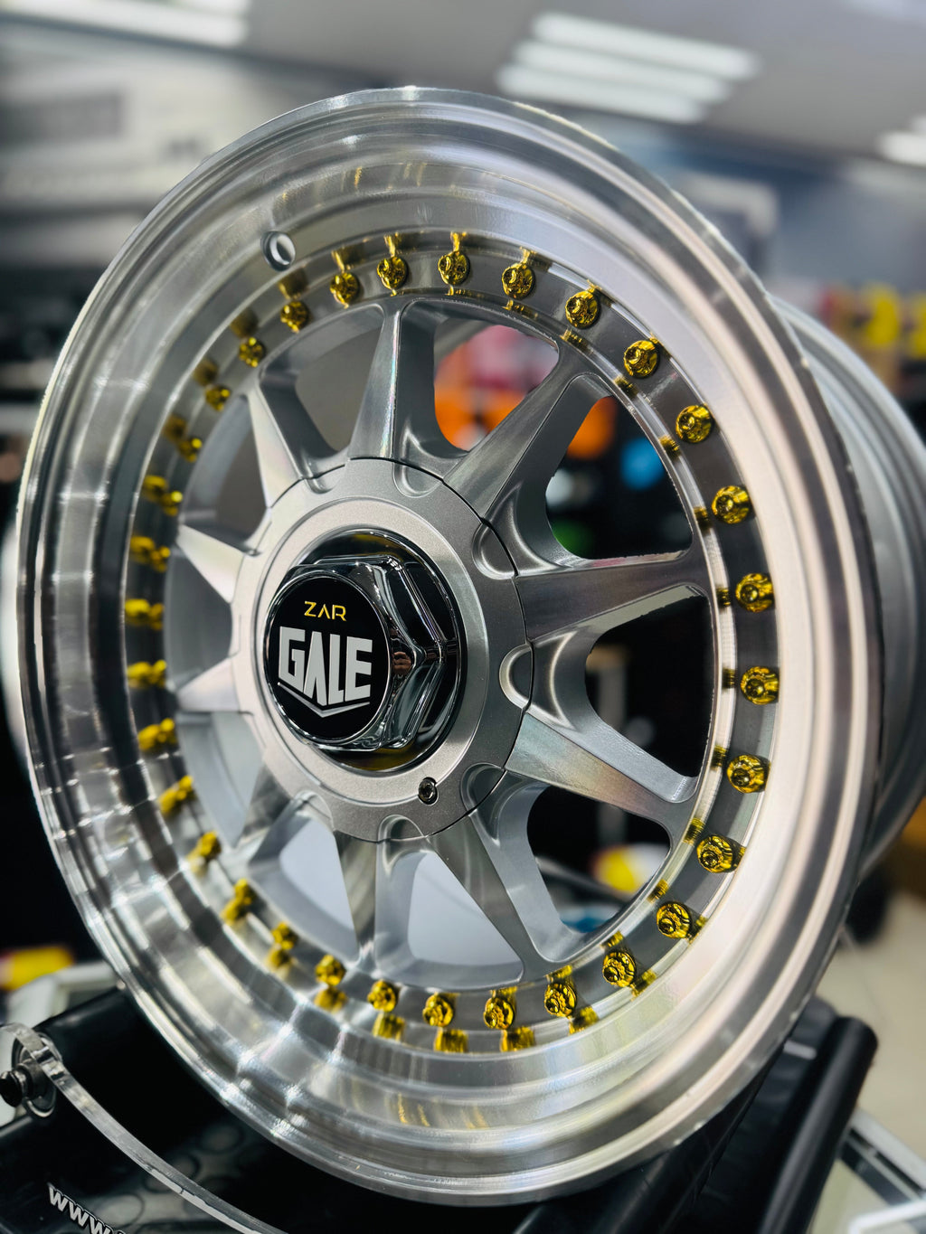 15”  GALE  4/100 4/108 SILVER