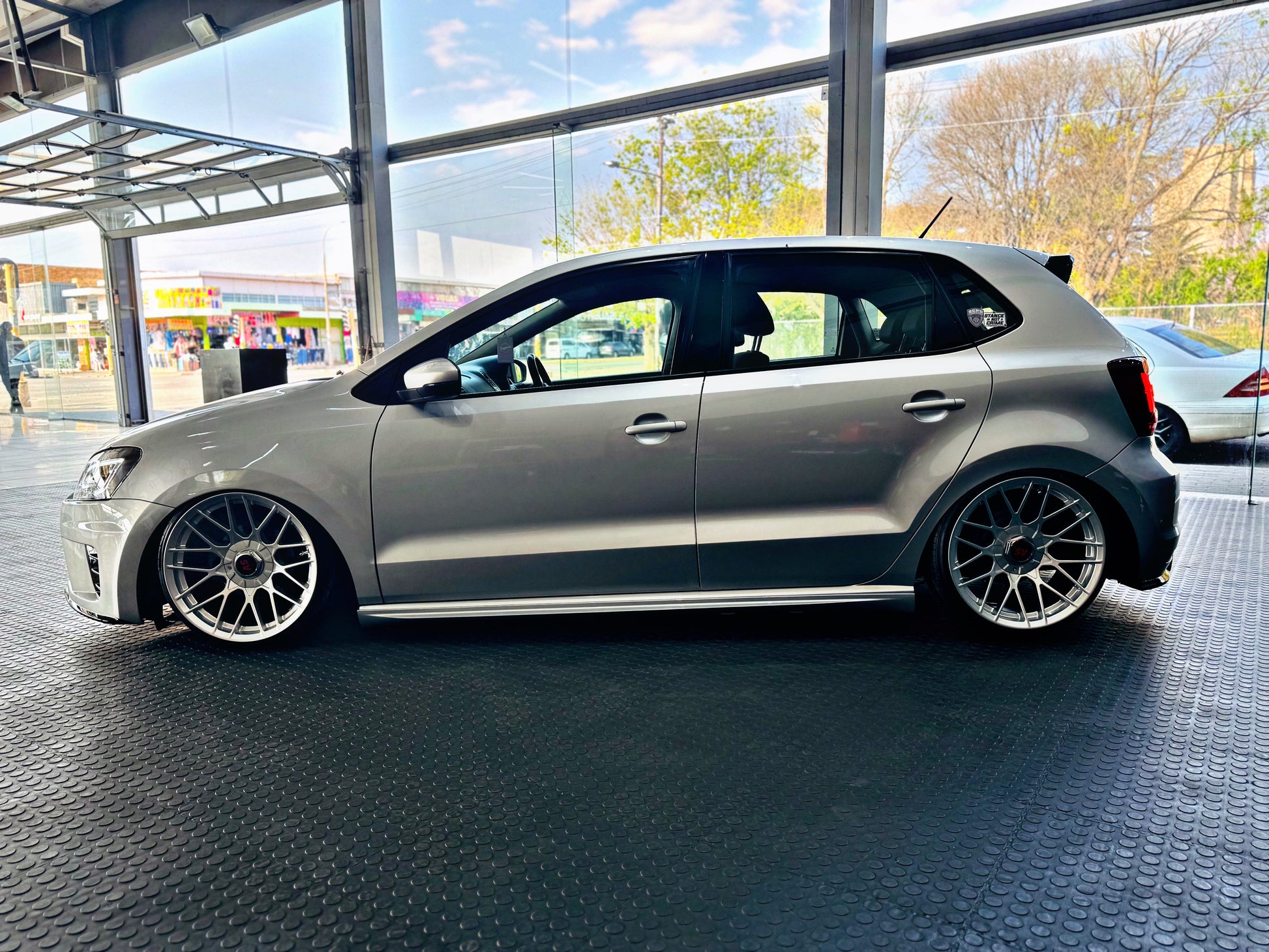 VW POLO 6 1PCE SIDE SKIRT UNPAINTED