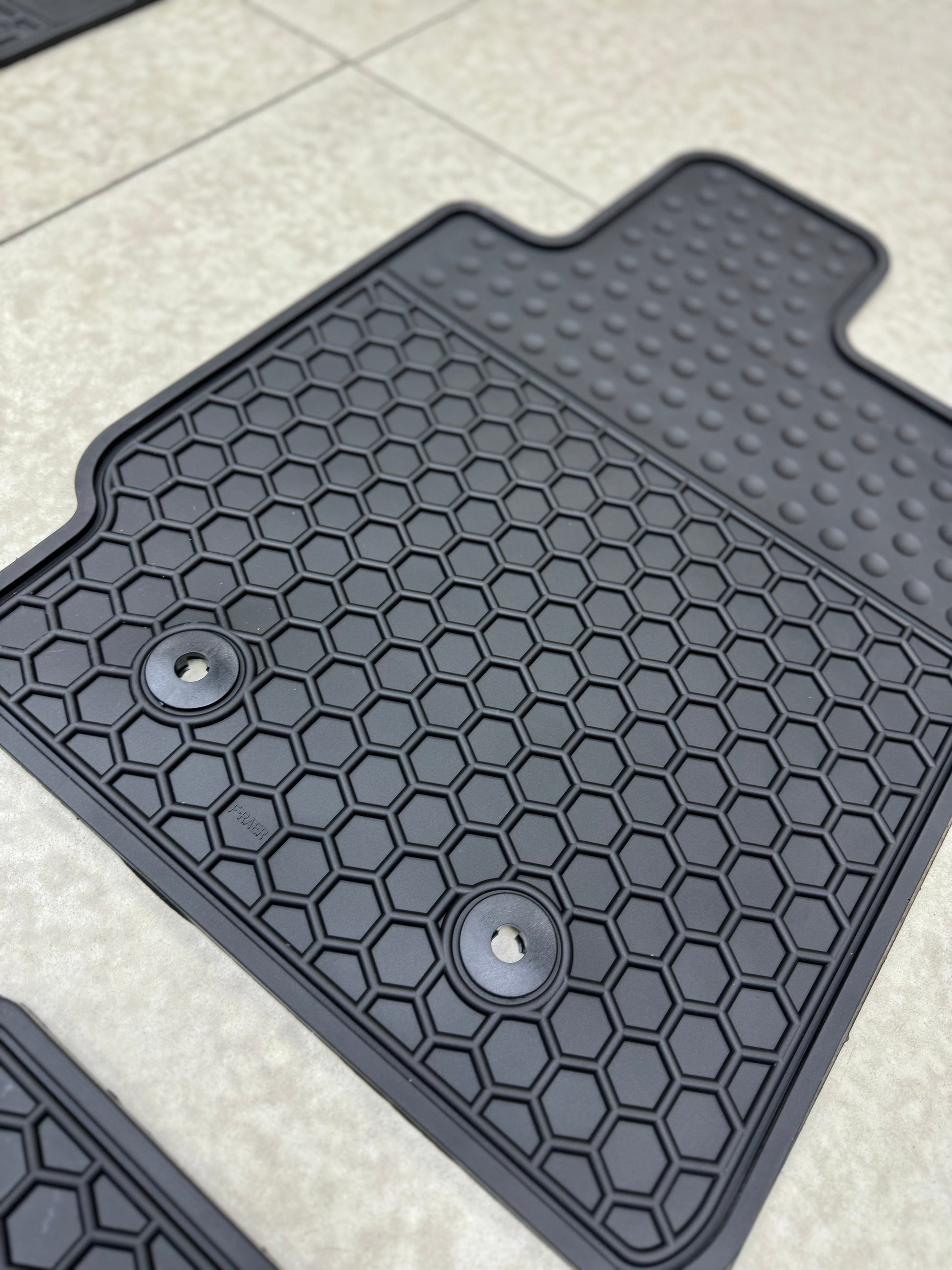 FORD RANGER NEXT GENERATION 2023+ RUBBER MATS 5pce set