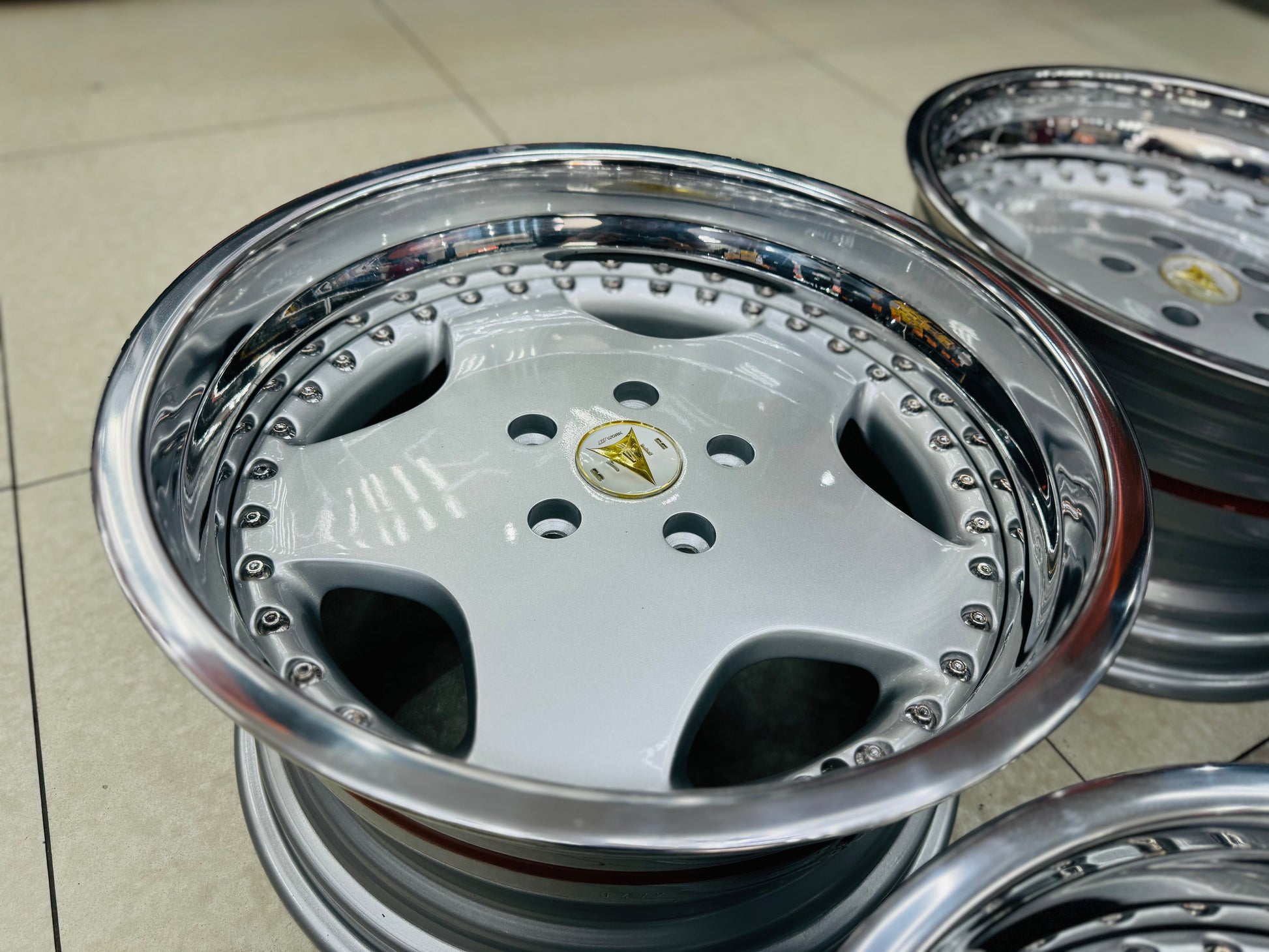 18” WORK RYVER 3 pce split wheels 5x120  pcd