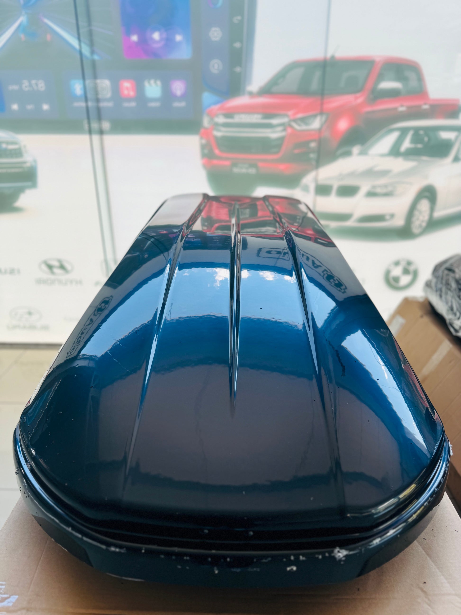 ROOF BOX 650L ABS PLASTIC