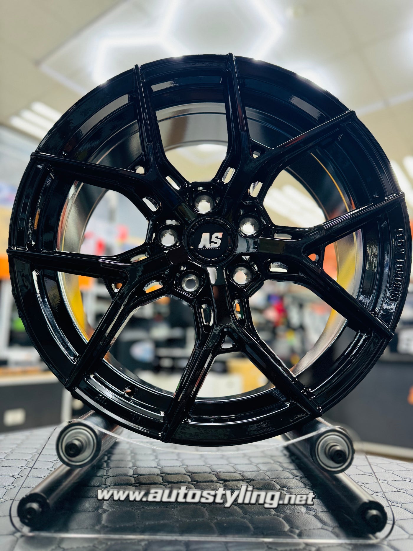 17” AS- GT180  GLOSS BLACK 5/114 PCD