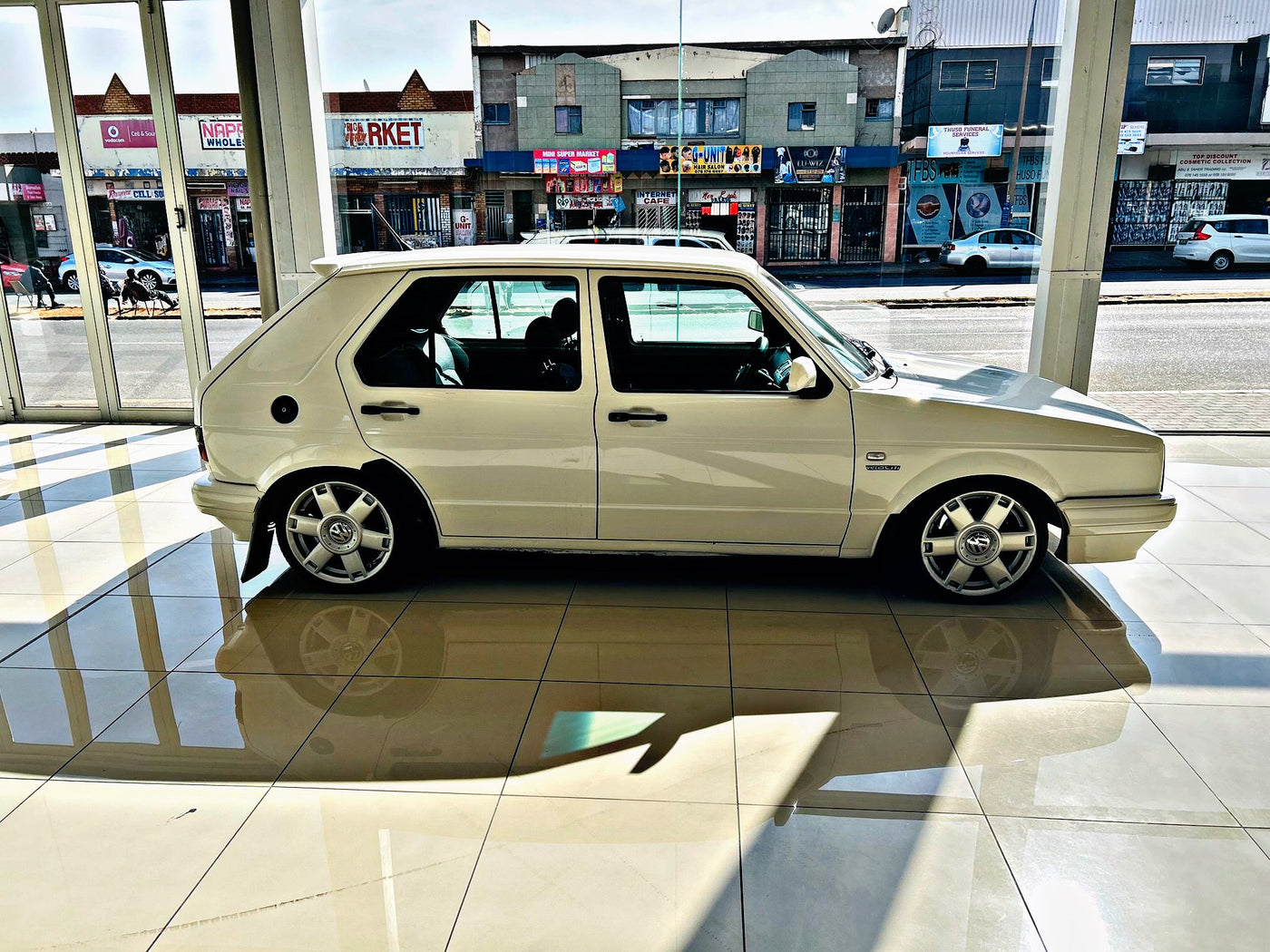 2005  VELOCITI 1.4i