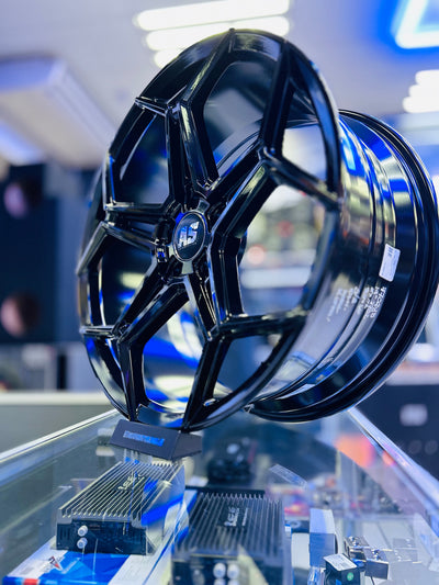 19” AS- HURACAN  5/112 GLOSS BLACK