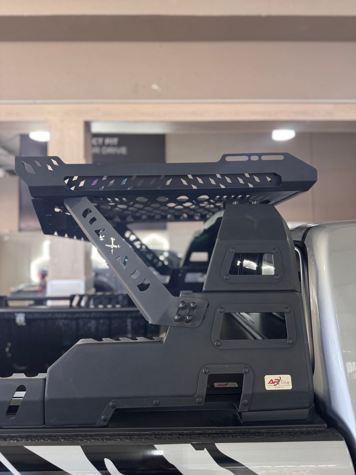 AR-Line AR15 ROLL BAR WITH CARRIER FOR MOST BAKKIES