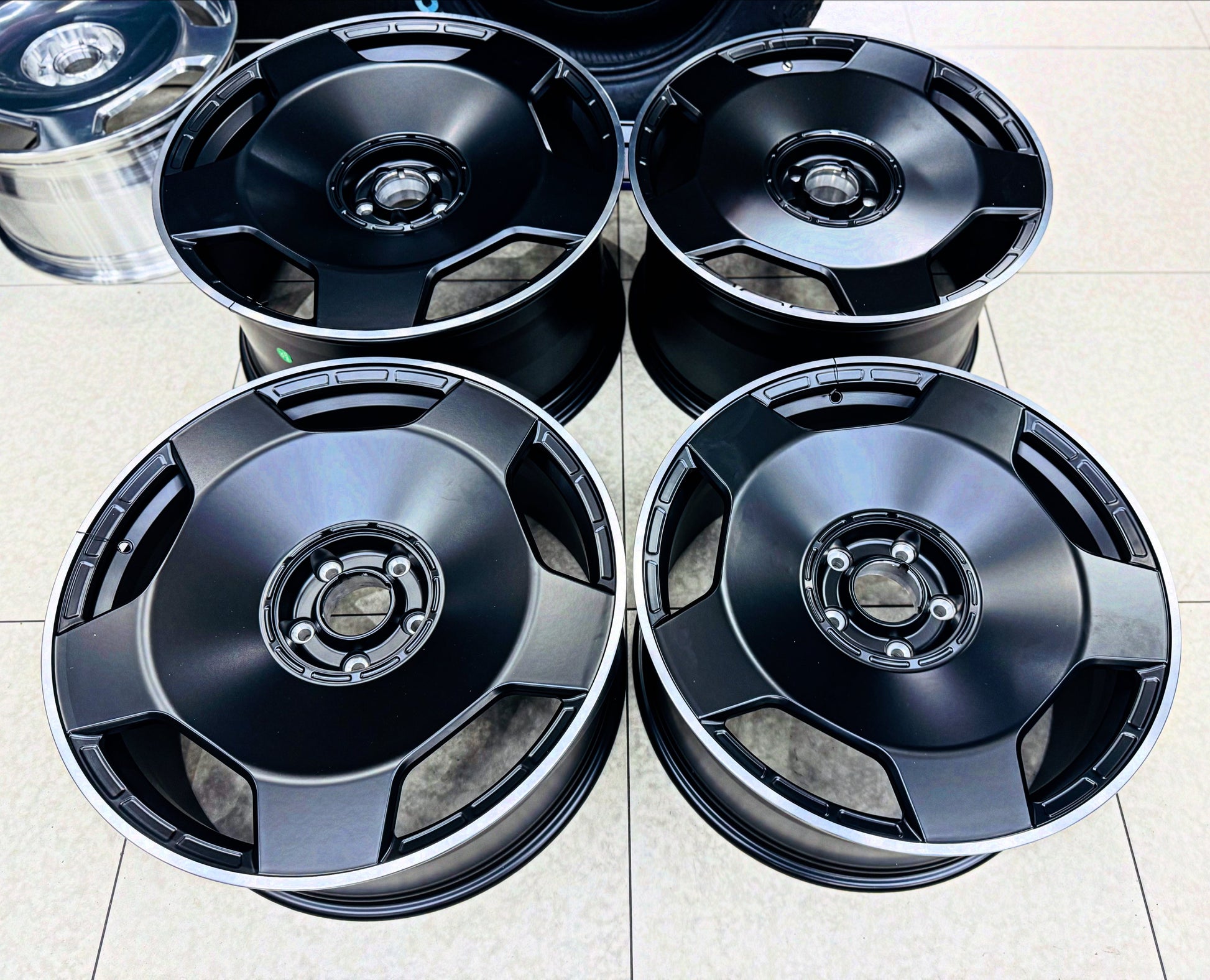 22" G-WAGON MB 5/130 MATT BLACK