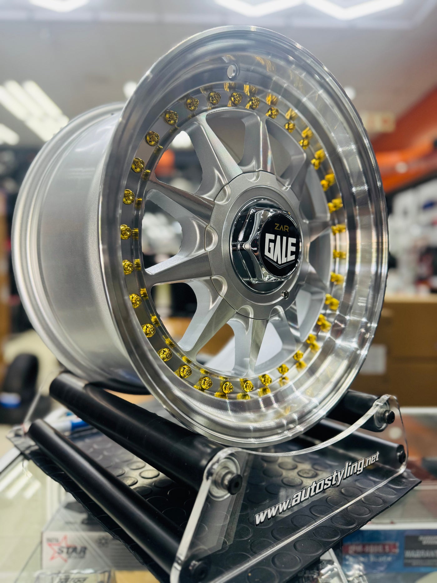 15”  GALE  4/100 4/108 SILVER