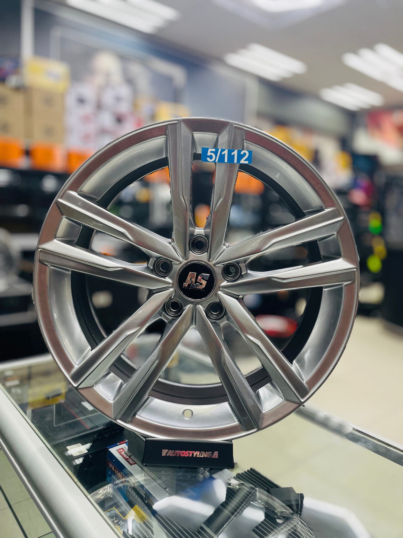 17” VW SALVADOR 5-112