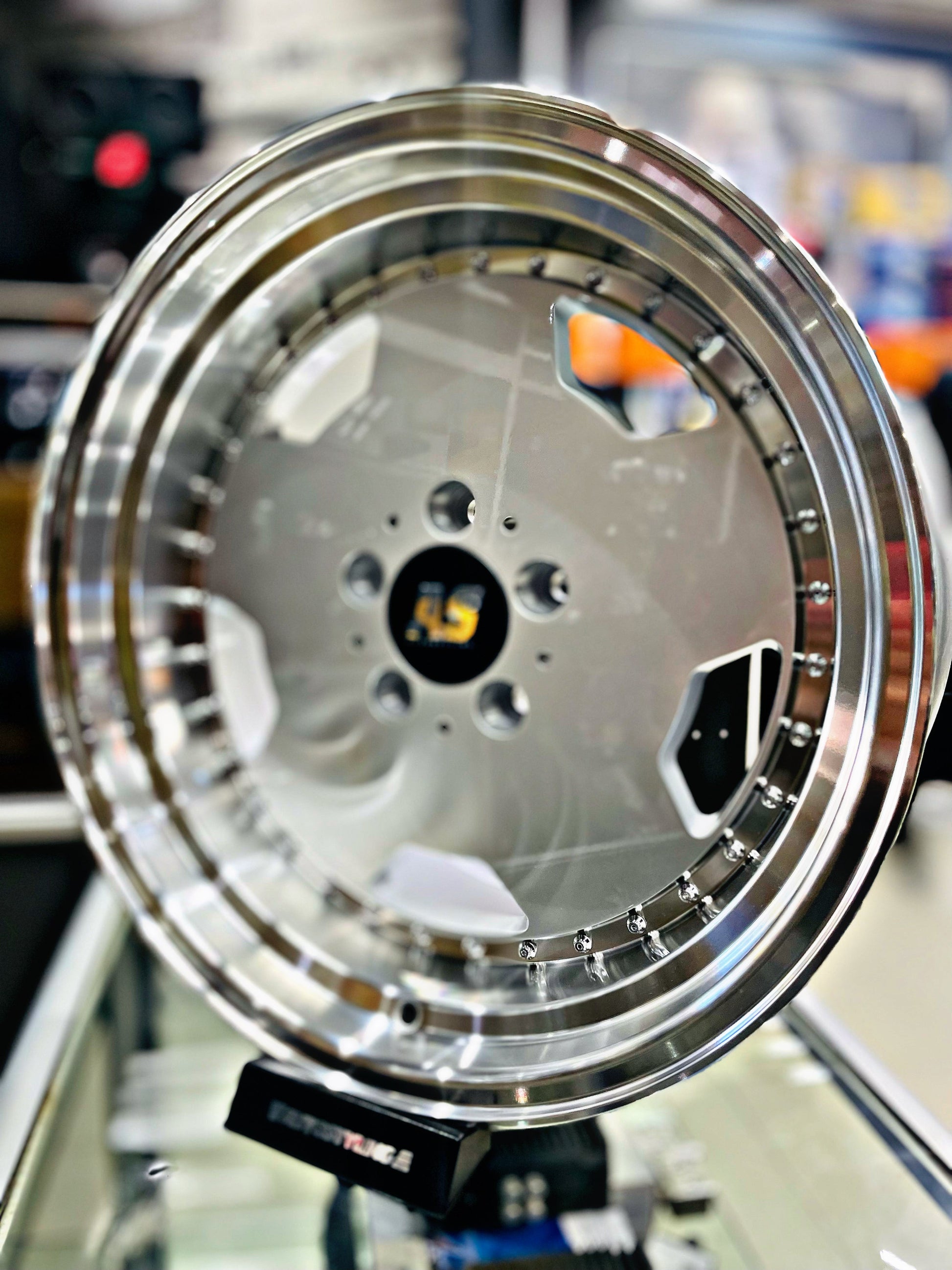 17” AMG PERFORMA 5-112 8j et25