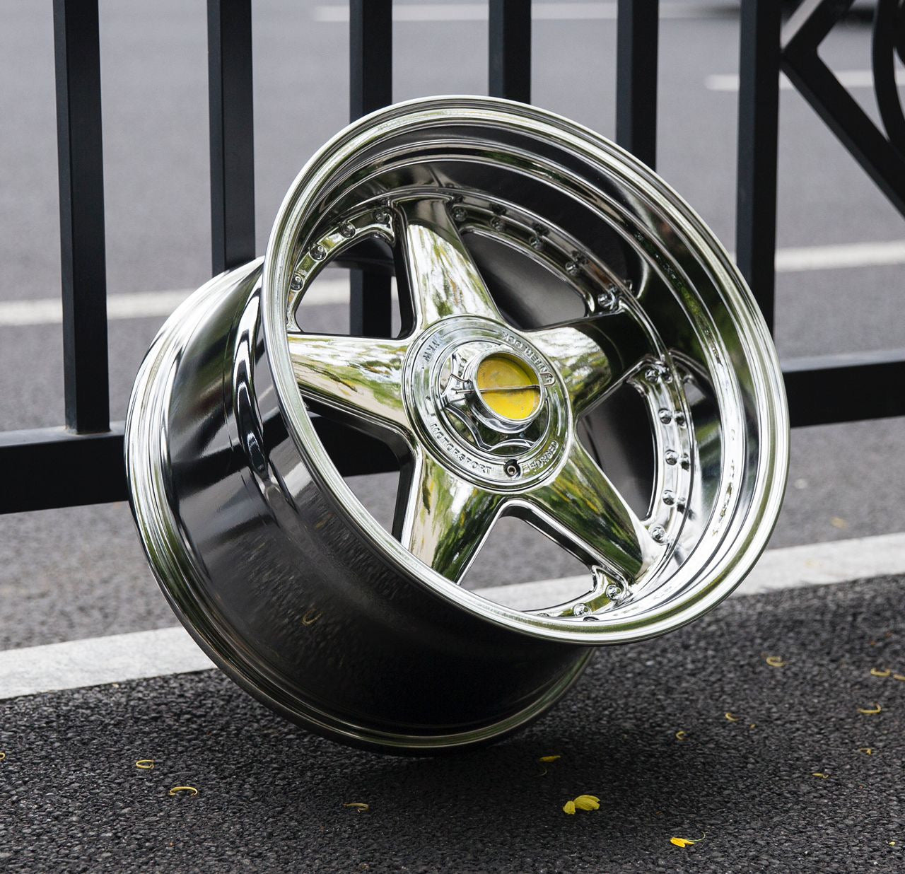 17” AS- 360 8.5/10j WHEELS