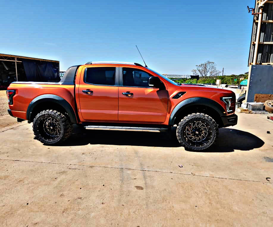 FORD RANGER T6 /T7 to F150 RAPTOR