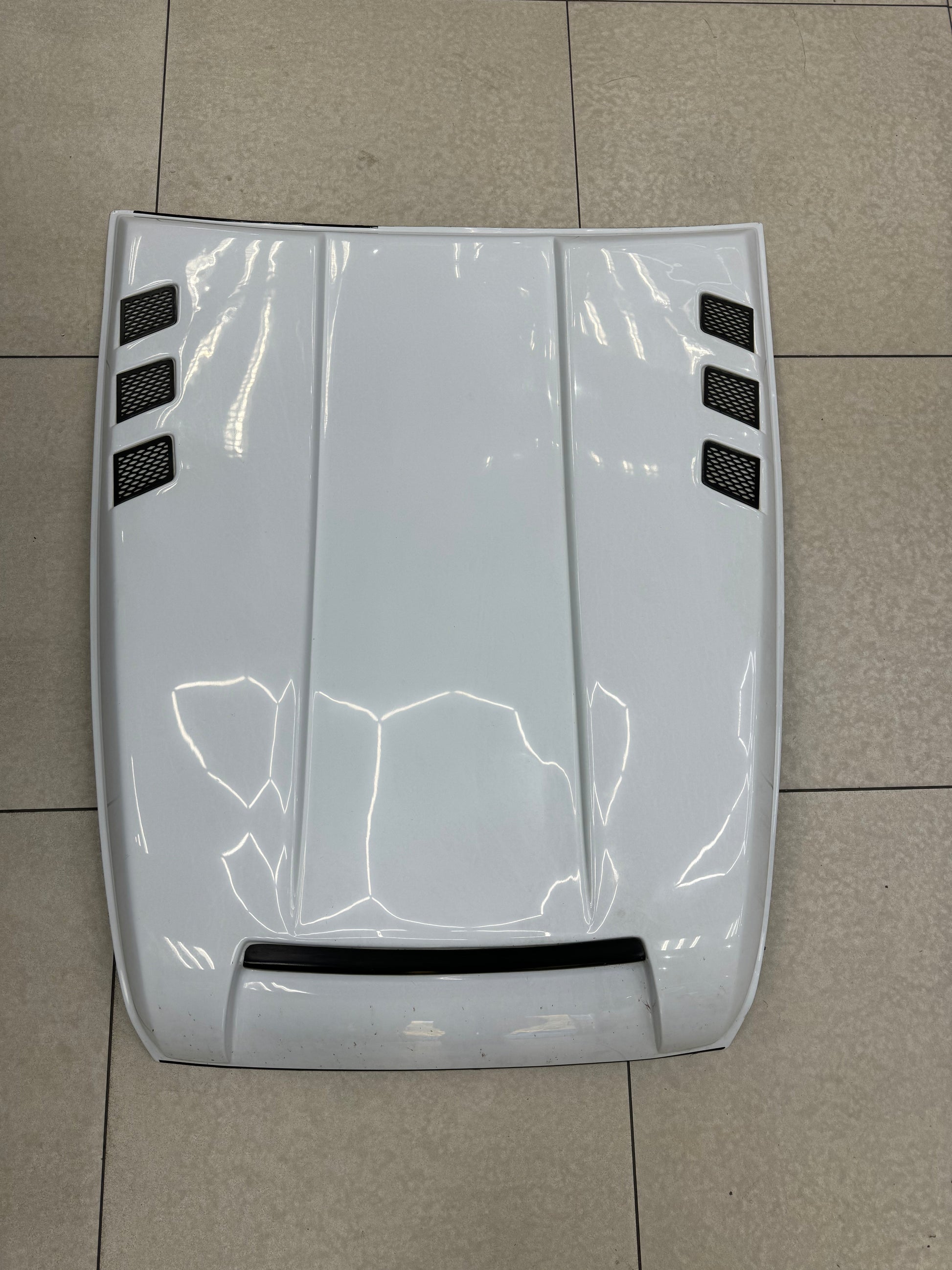 Ford ranger raptor bonnet vent plastic pre owned used white