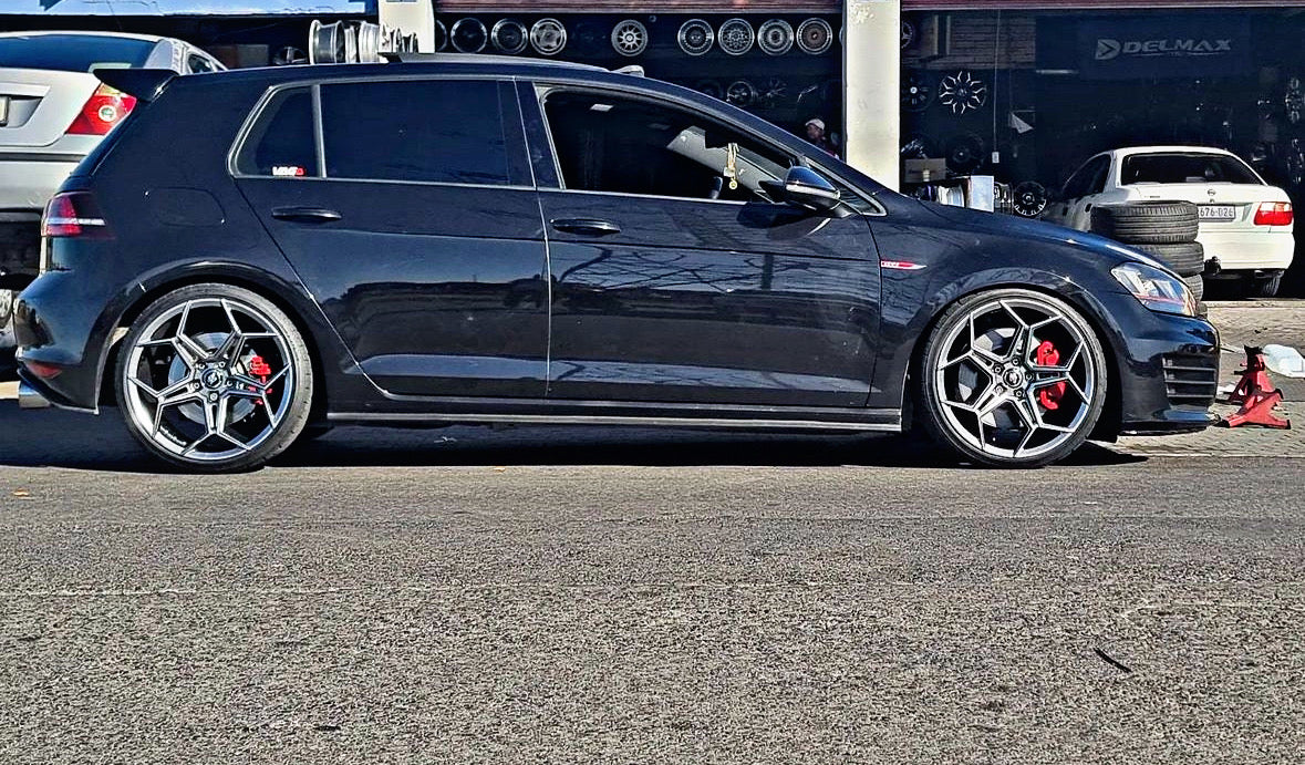 19” AS-HURACAN   5/112   GUNMETAL