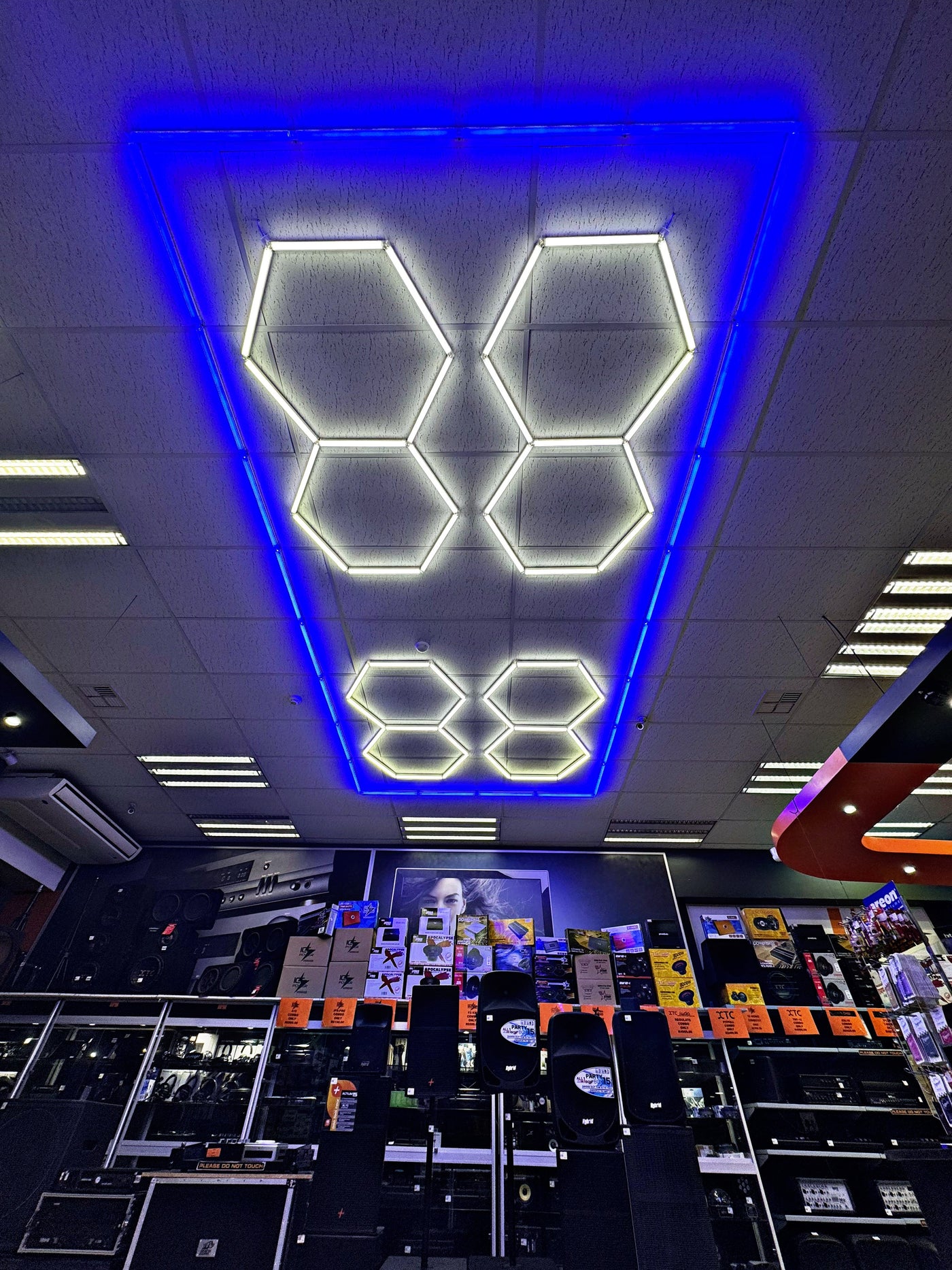 Designer Hexagon /arrow led lights 4.8m x2.4m