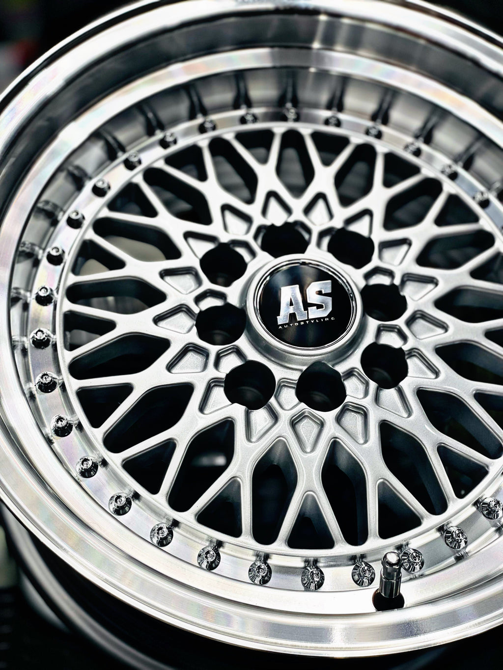 15” AS-7569 MESH  SILVER  4/100 4/114 wheels