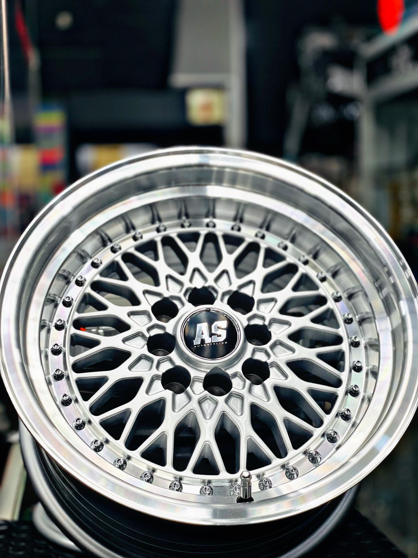 15” AS-7569 MESH  SILVER  4/100 4/114 wheels
