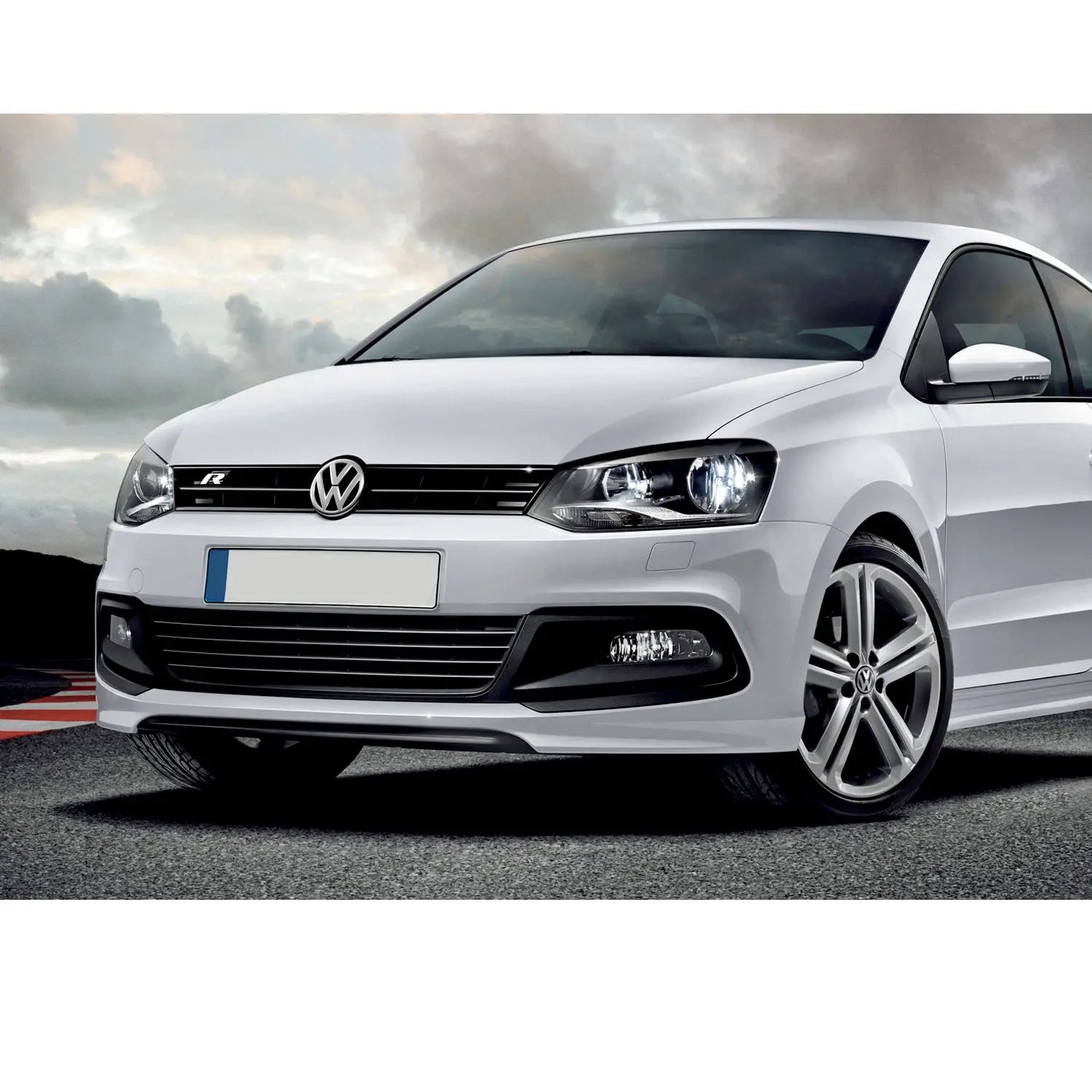 Suitable To Fit - VW Polo 6R / Vivo Gloss Black OEM Style Grille