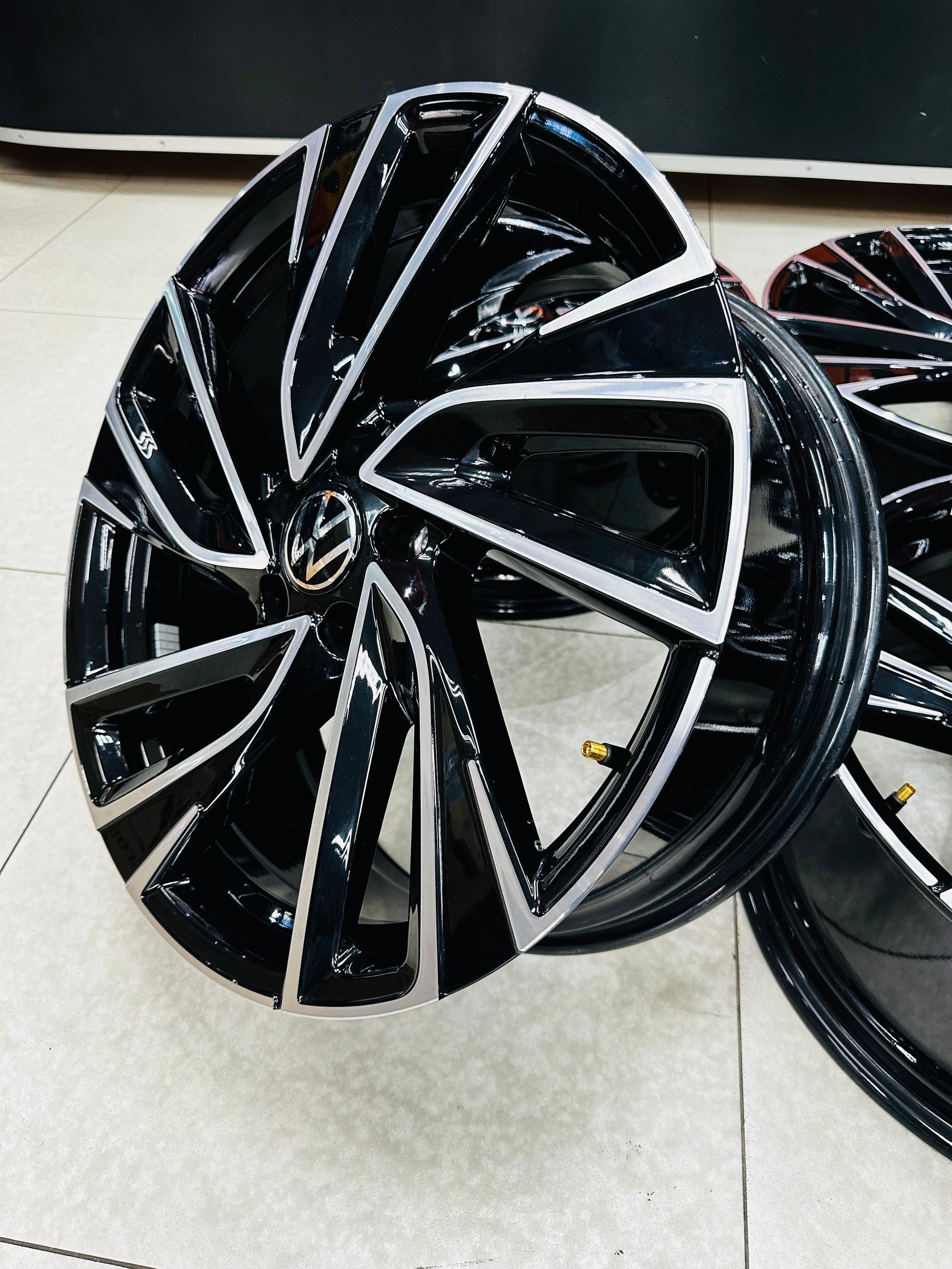 19” OEM MK8 GTI ADELAIDES rims