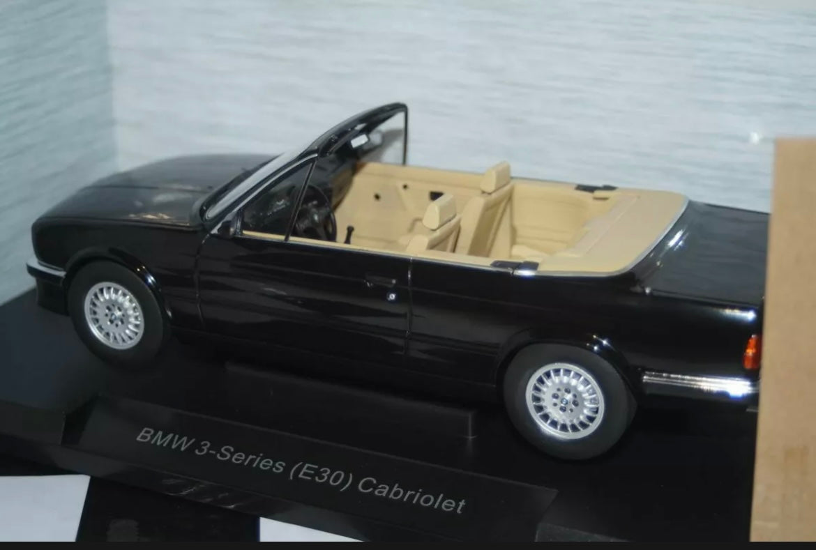 MCG 1:18 SCALE MODEL CAR BMW E30 325i cabrio 1985