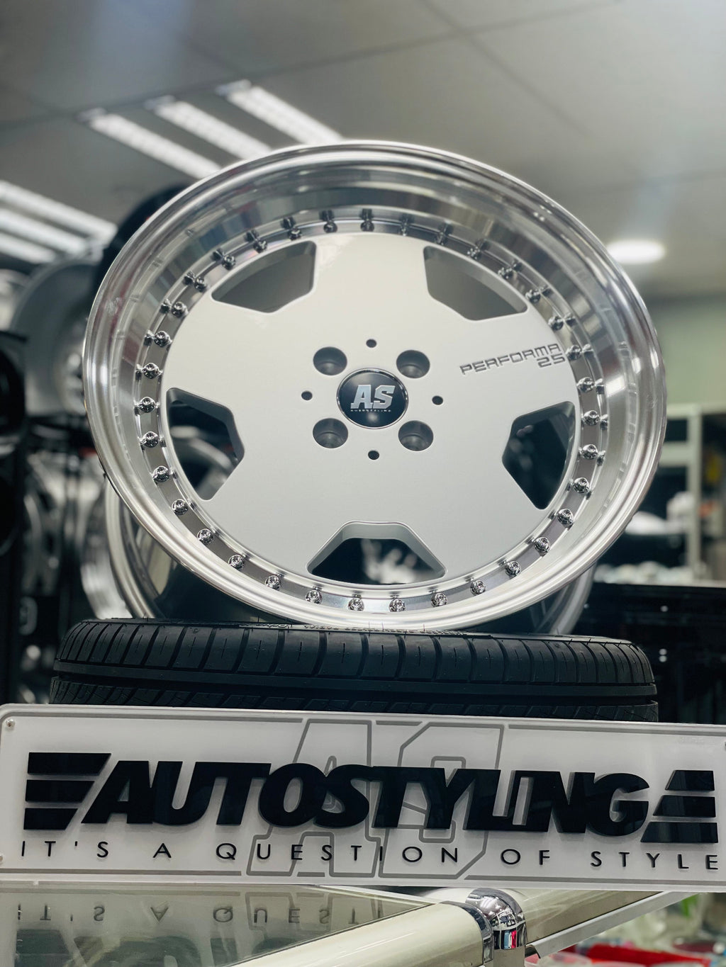 17''  AS-AMG PERFORMA M/ BLOCK 4/100 & 5/100 WHEELS