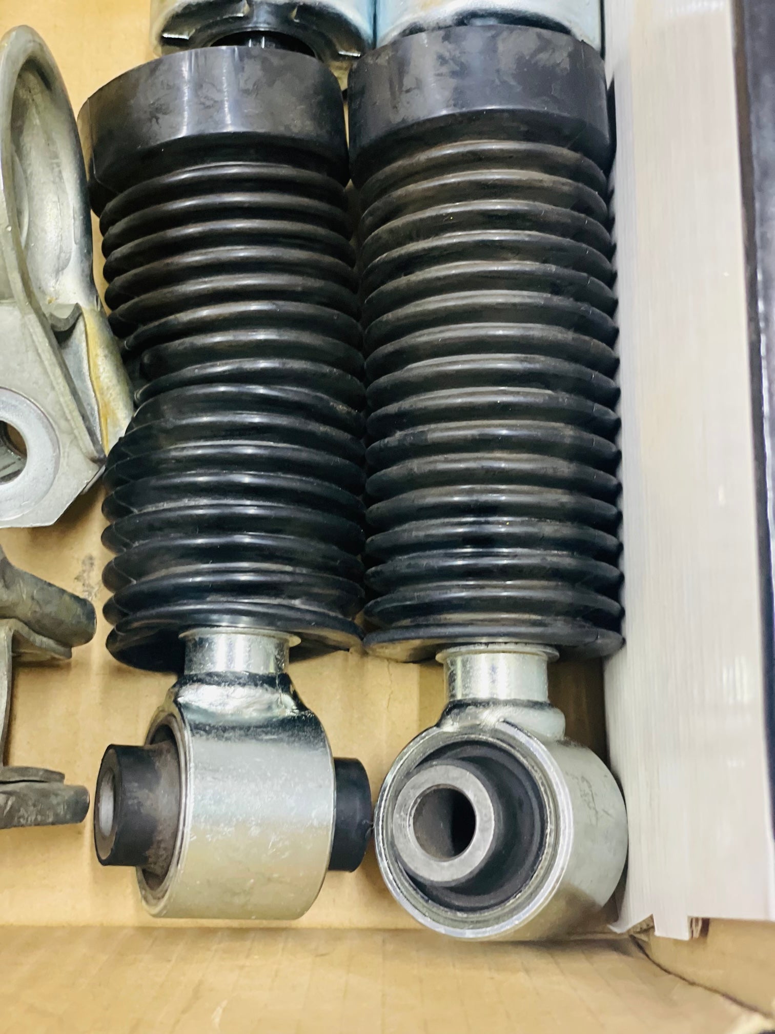 ARC COILOVERS FOR CORSA/CHEV UTILITY BAKKIE PREOWNED COILOVERS