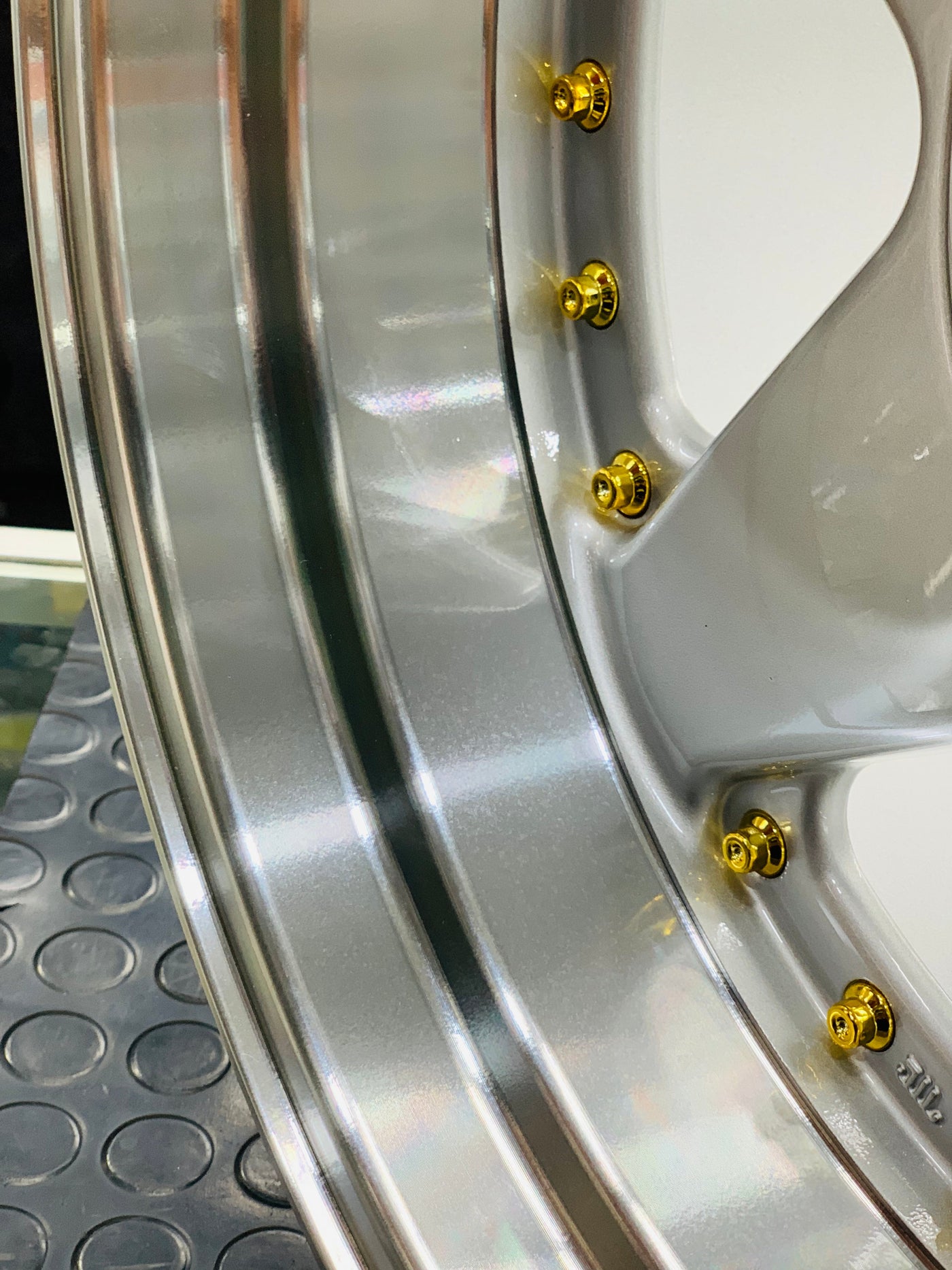 17” AS- 360 8.5/10j WHEELS