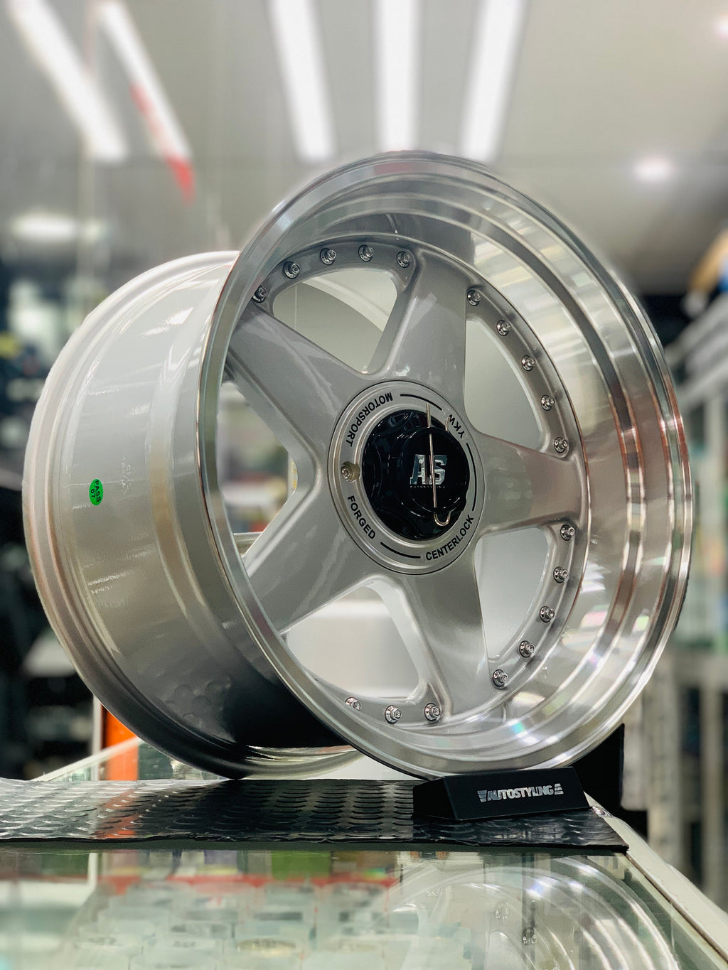 17” AS- 360 8.5/10j WHEELS